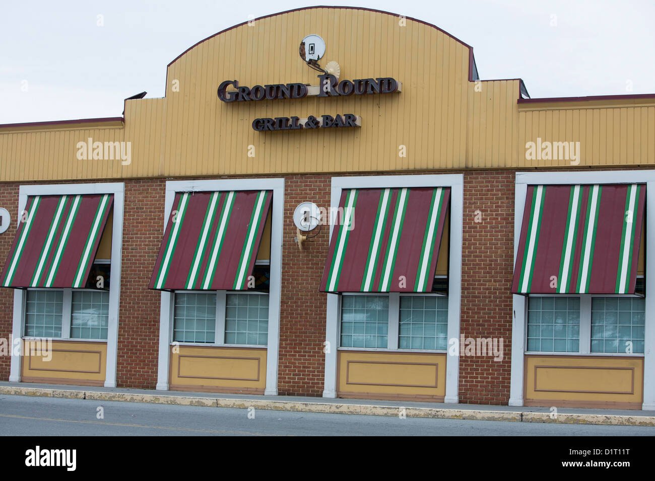 A Ground Round casual dining chain restaurant Stock Photo Alamy