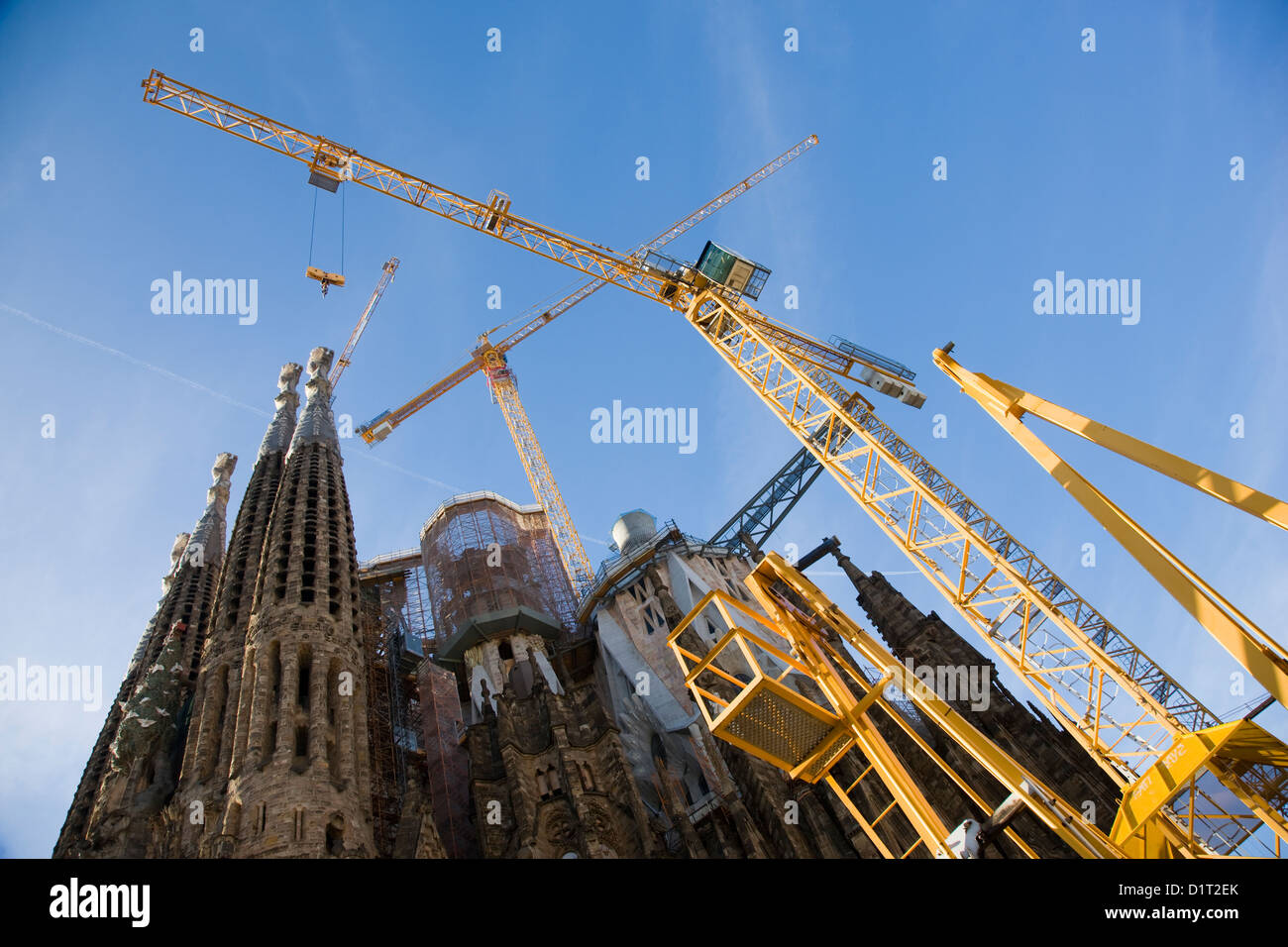 Cranes outside the Sagrada Familia in Barcelona, Spain Stock Photo