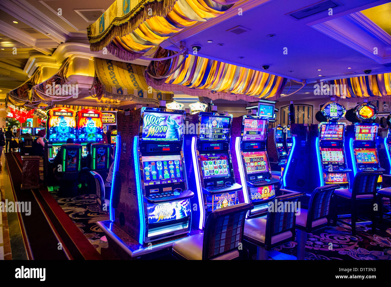 Inside the Paris Casino in Las Vegas, view of the slot machines at night –  Stock Editorial Photo © greta6 #64792287