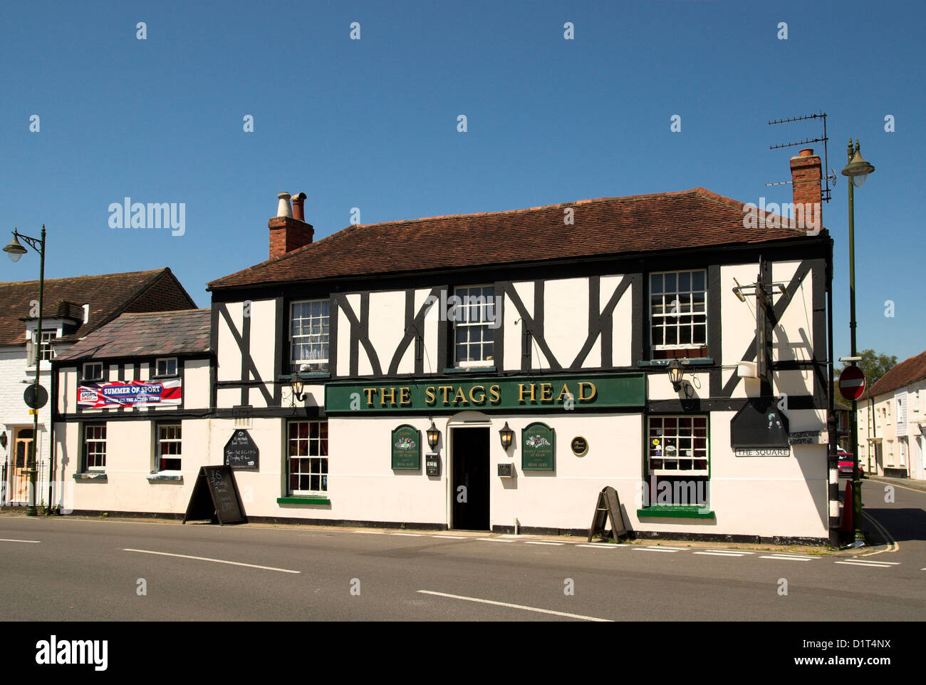 The stags head pub hires stock photography and images Alamy