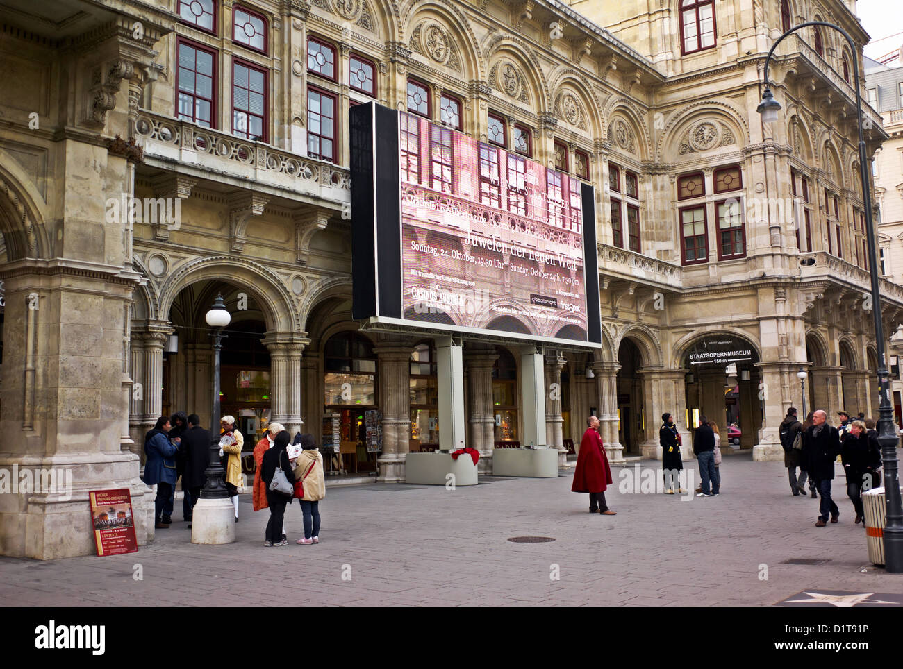 Opera House Vienna, Austria (Europe Stock Photo Alamy