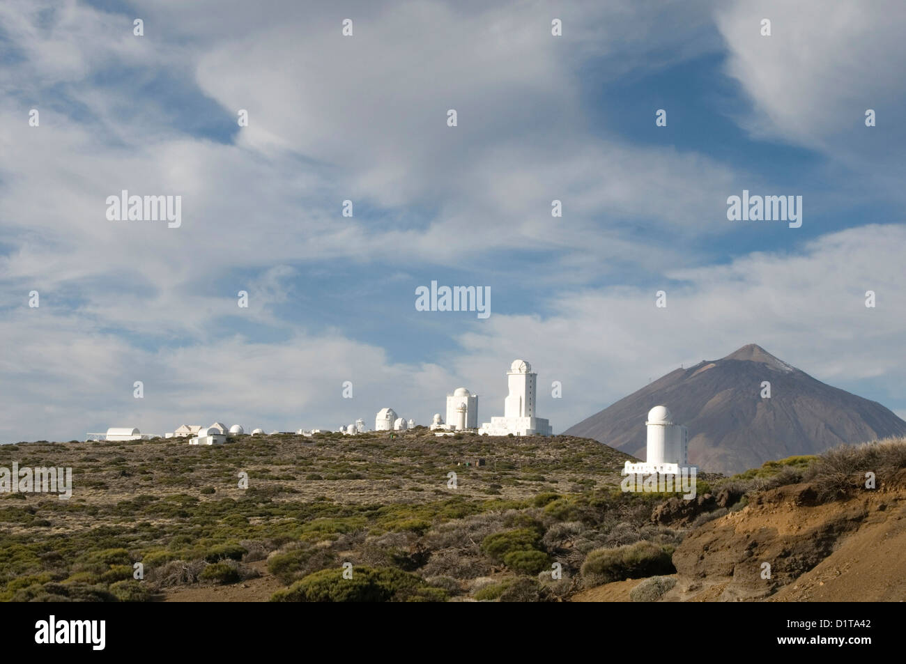 Observatorio del Teide Observatory tenerife canary islands island canaries Instituto de Astrofísica de Canarias telescope telesc Stock Photo