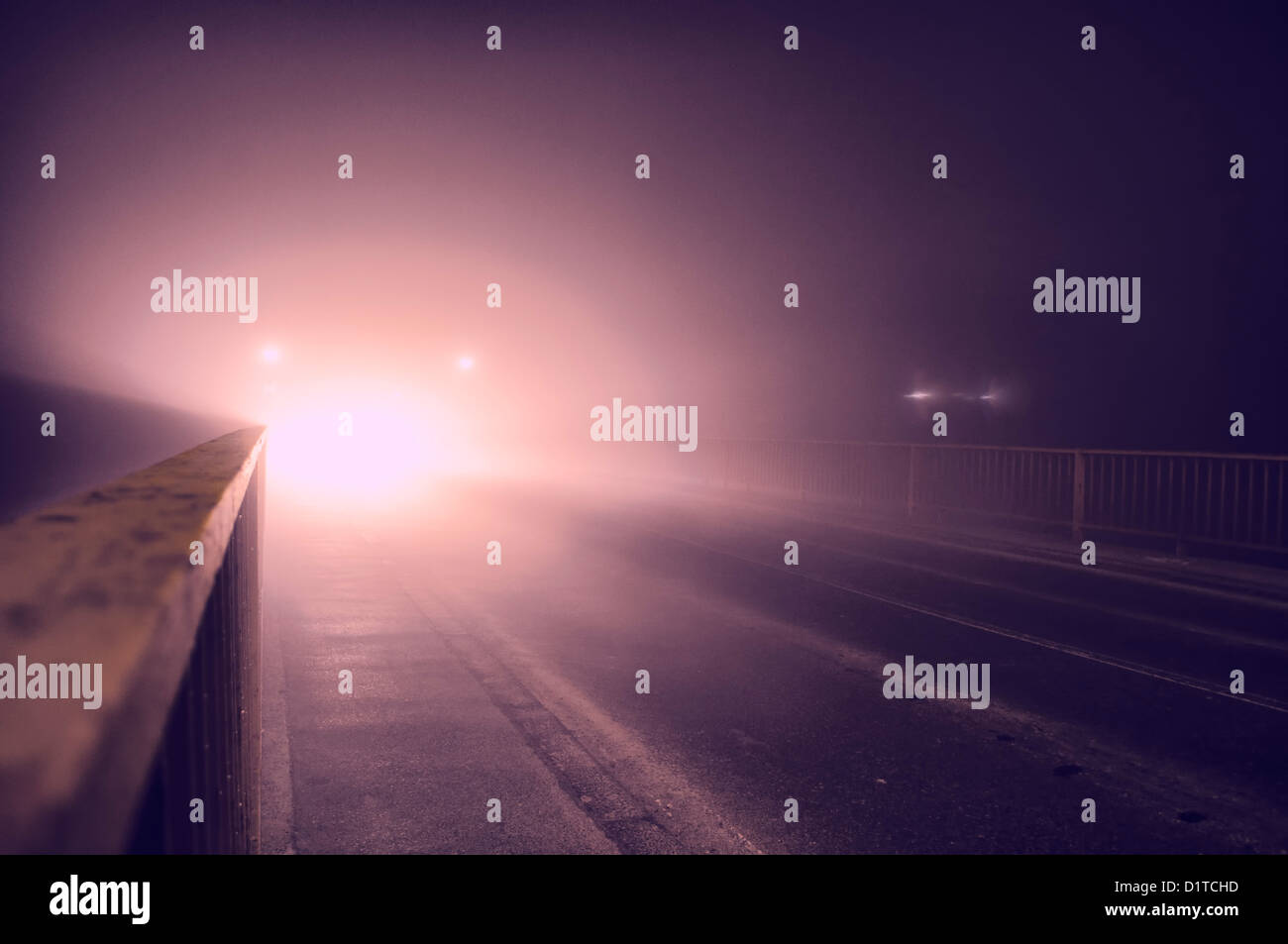 Blinding car lights hires stock photography and images Alamy