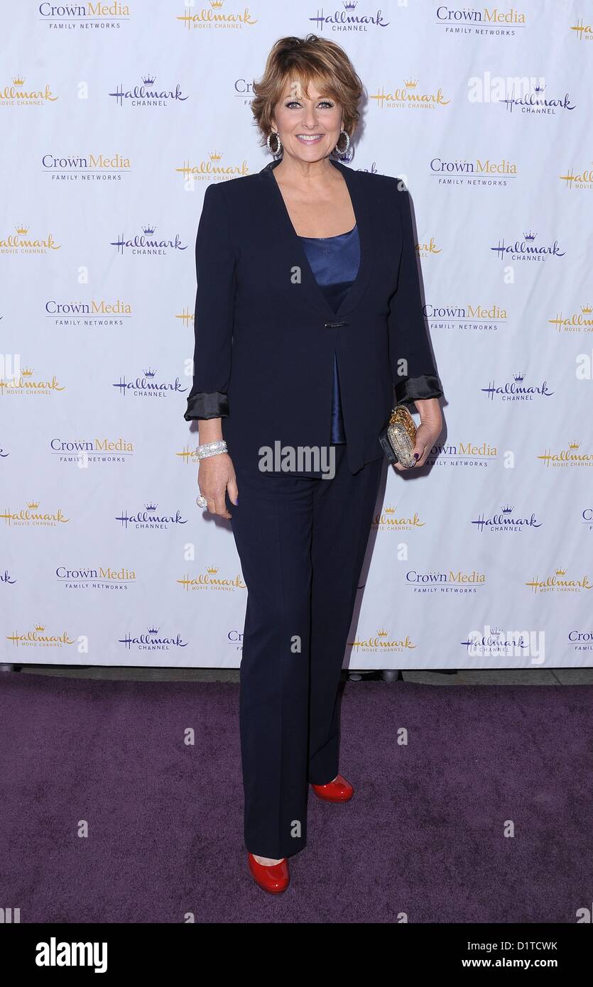 hollywood deals on hallmark channel