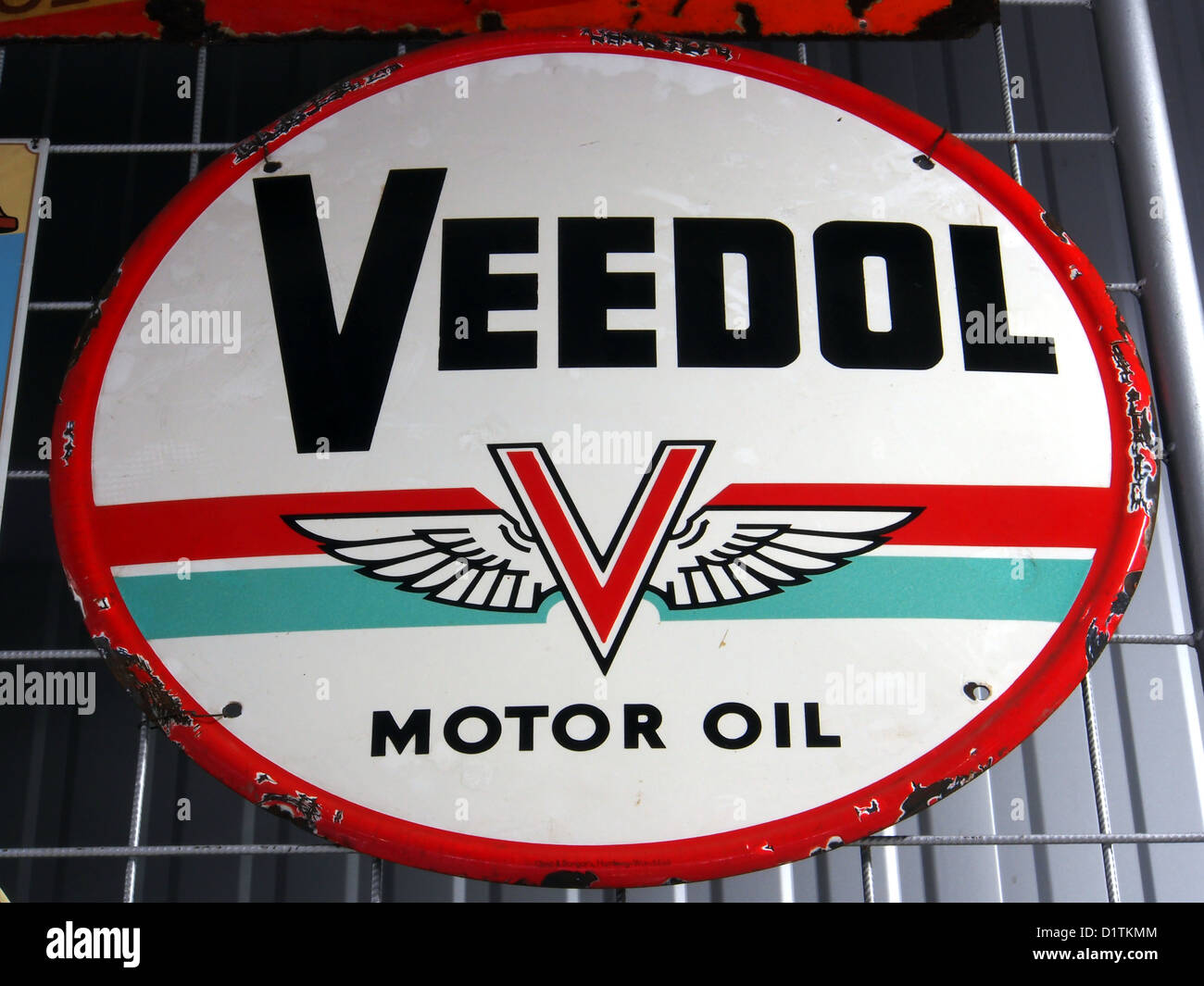 VALVOLINE MOTOR OIL SOLD HERE ENAMELLED METAL AND WOOD THERMOMETER.GARAGE,OIL. 