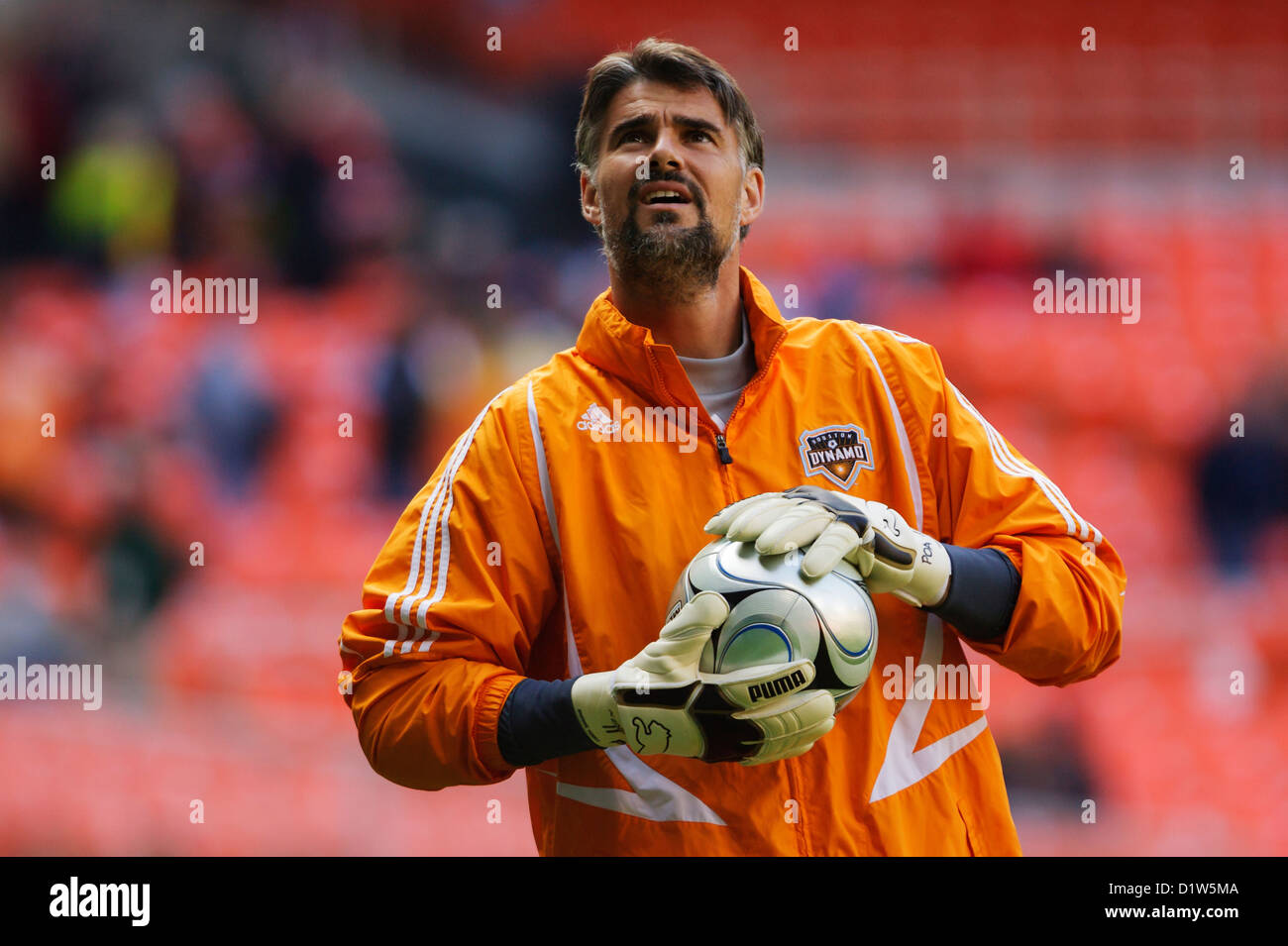 Goalkeeper Pat Onstad of the Houston Dynamo observes the scoreboard during team warmups before the MLS Cup championship. Stock Photo