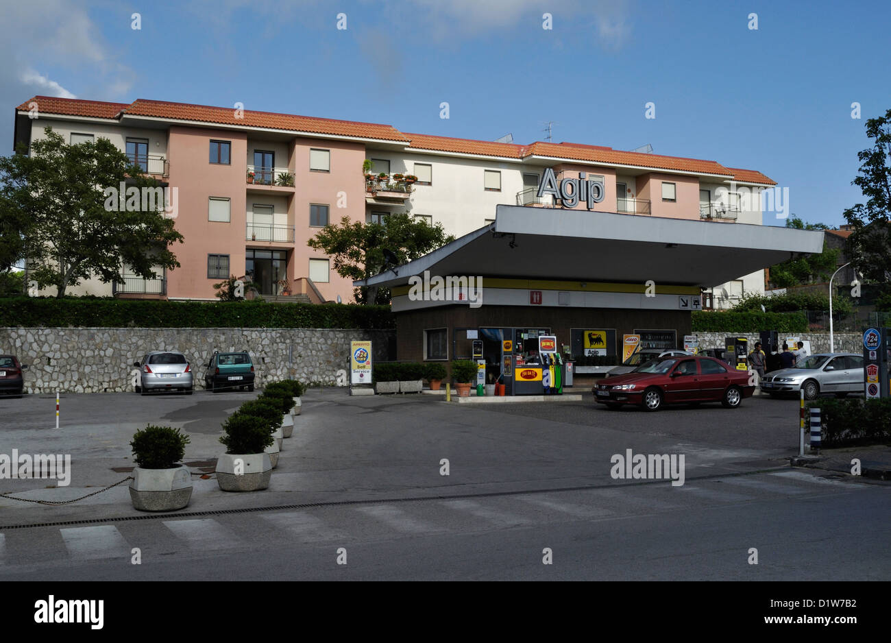 Twentyfour hour filling station in Sant' Agata Sui Due Golfi, Campania, Italy Stock Photo Alamy