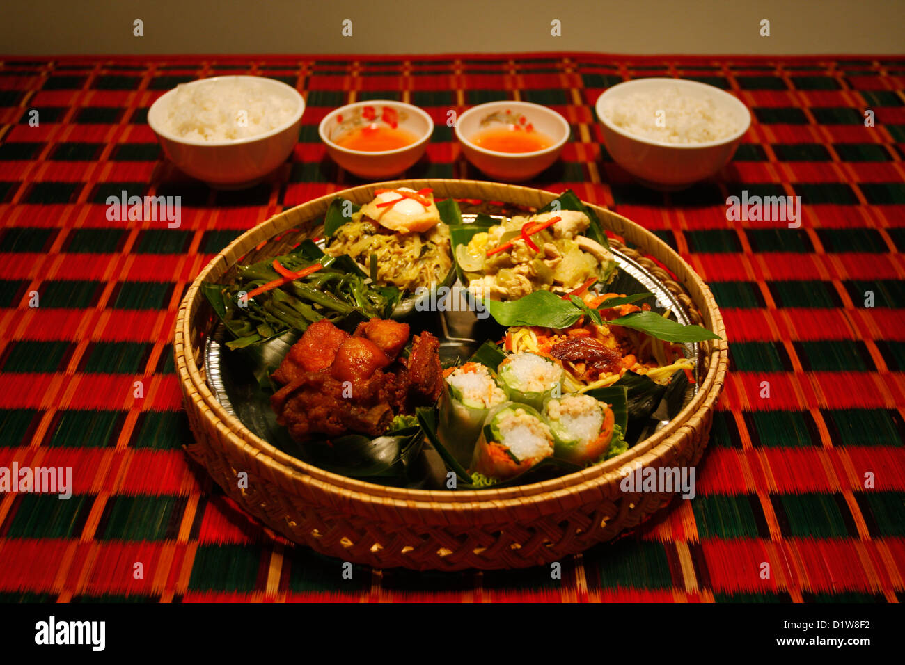 Khmer Platter (six dishes - spring roll, green mango salad, curry ...