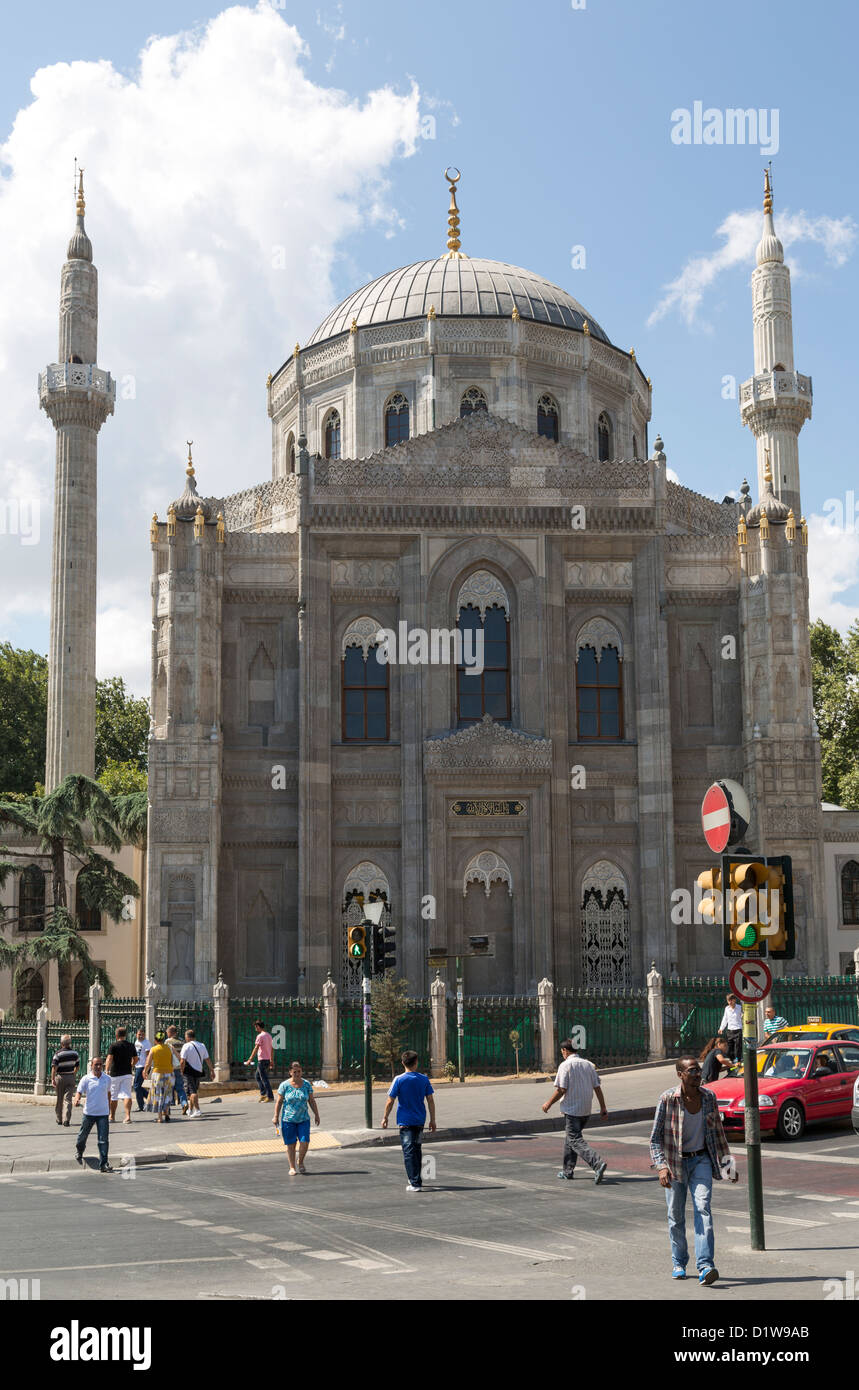 Pertevniyal Valide Sultan Mosque, Aksaray, Istanbul, Turkey Stock Photo
