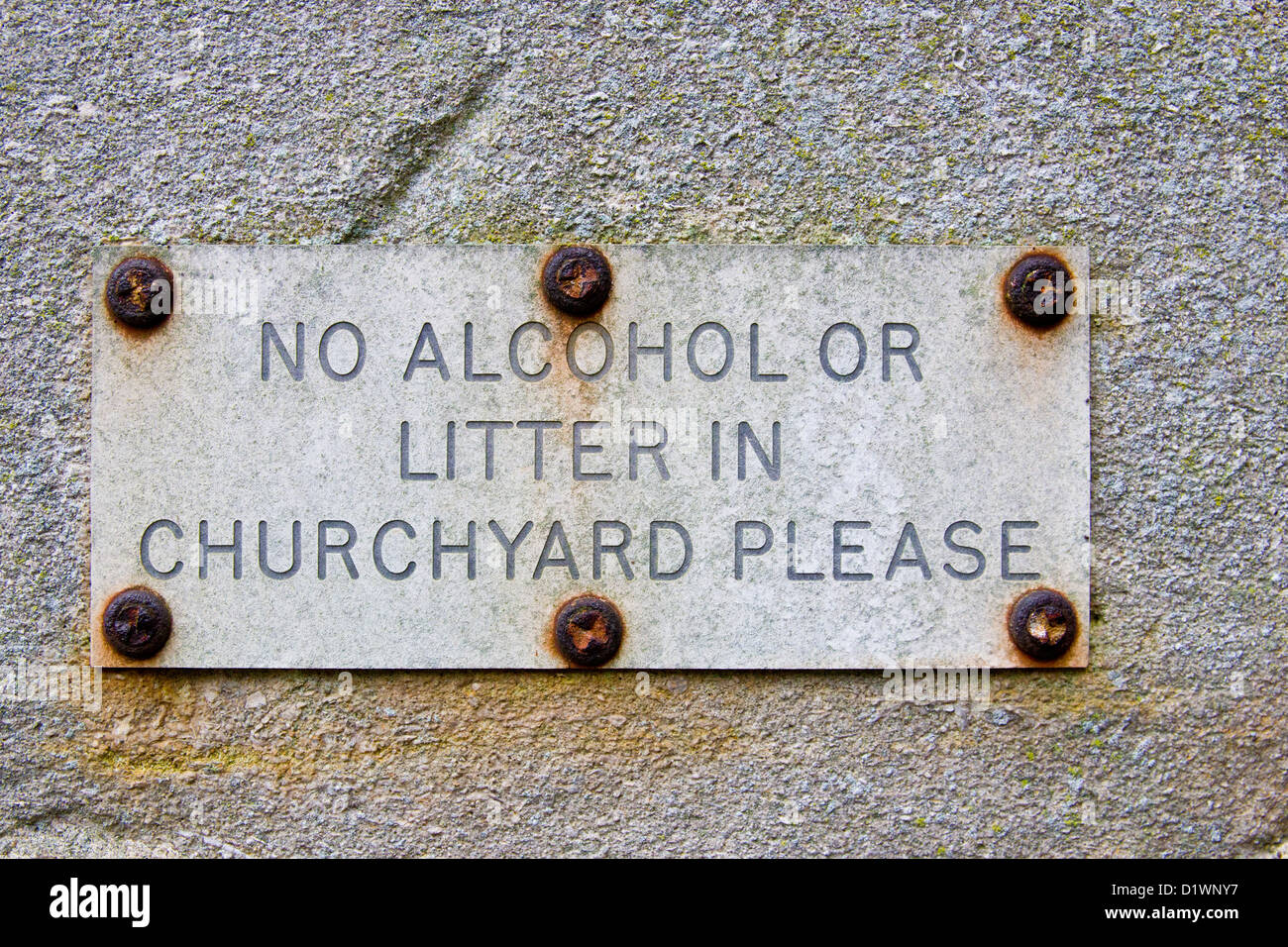 No alcohol or litter warning sign Churchyard Stock Photo
