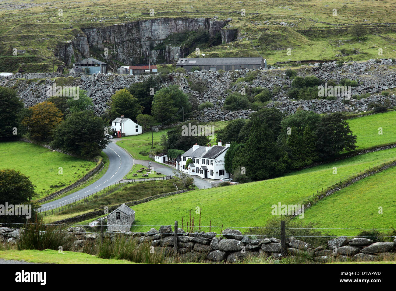 Dartmoor Inn on the edge of Dartmoor and Quarry Stock Photo Alamy