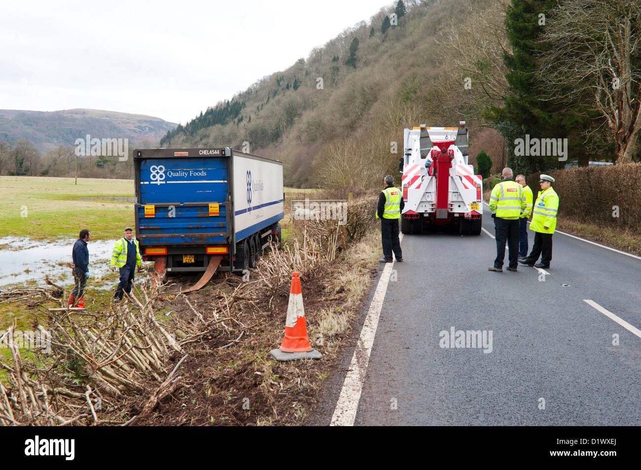 Car with truck in opposite direction hi-res stock photography and ...