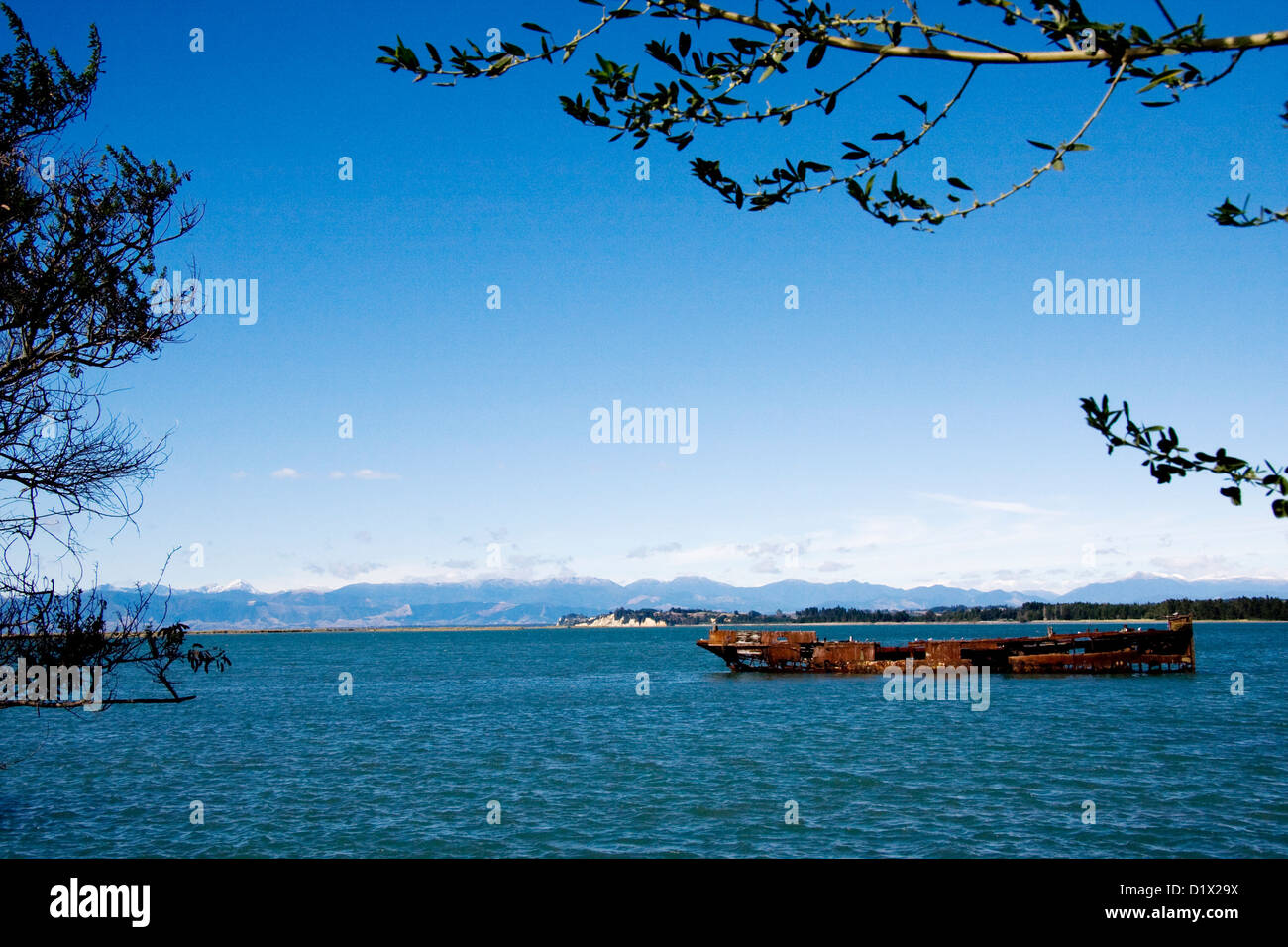 Ship wreck sunshine coast hires stock photography and images Alamy
