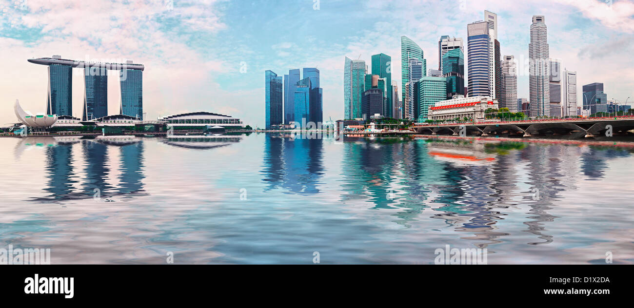 Singapore skyline hi-res stock photography and images - Alamy