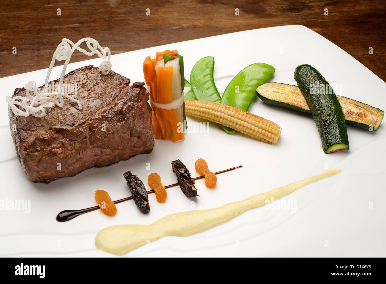 Sirloin Beef with Vegetables Solomillo de Ternera con Verduras Stock Photo