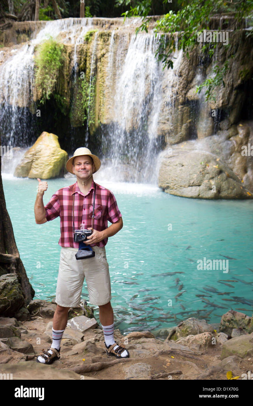 Jungle explorer man hi-res stock photography and images - Alamy