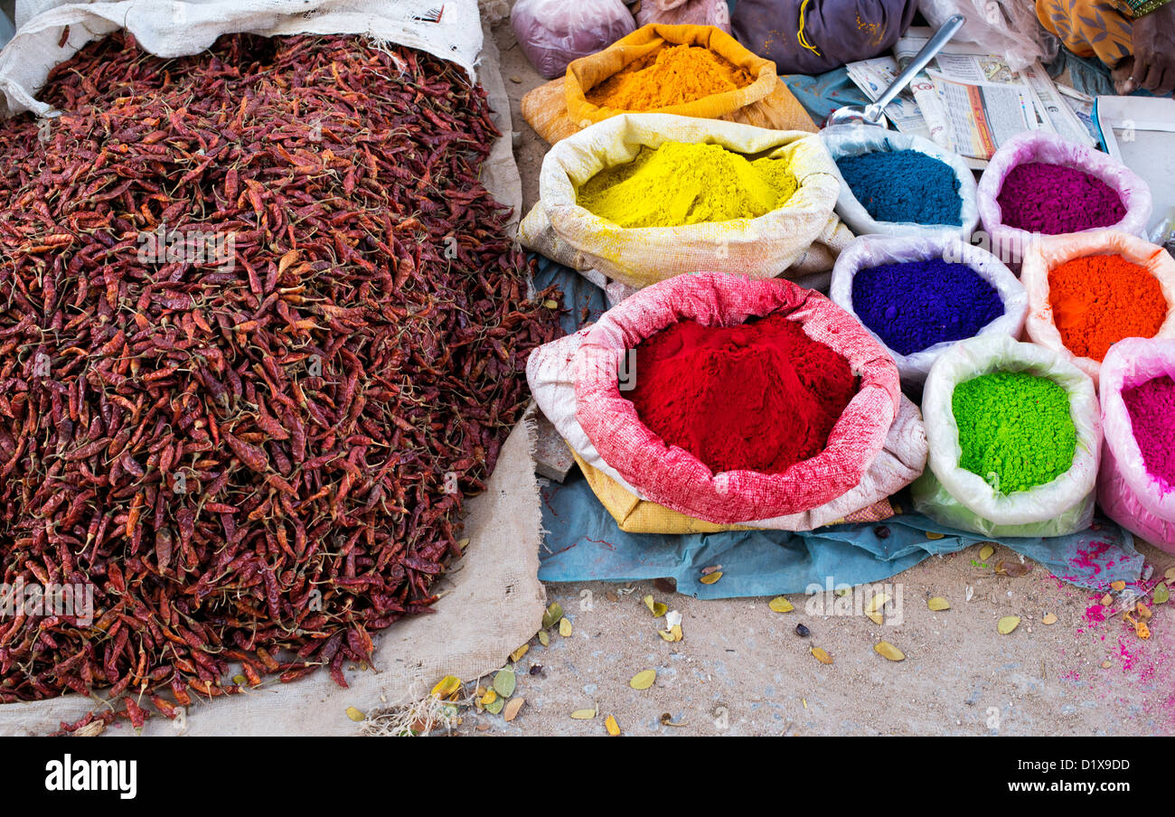 Indian market of red chillies hi-res stock photography and images - Alamy