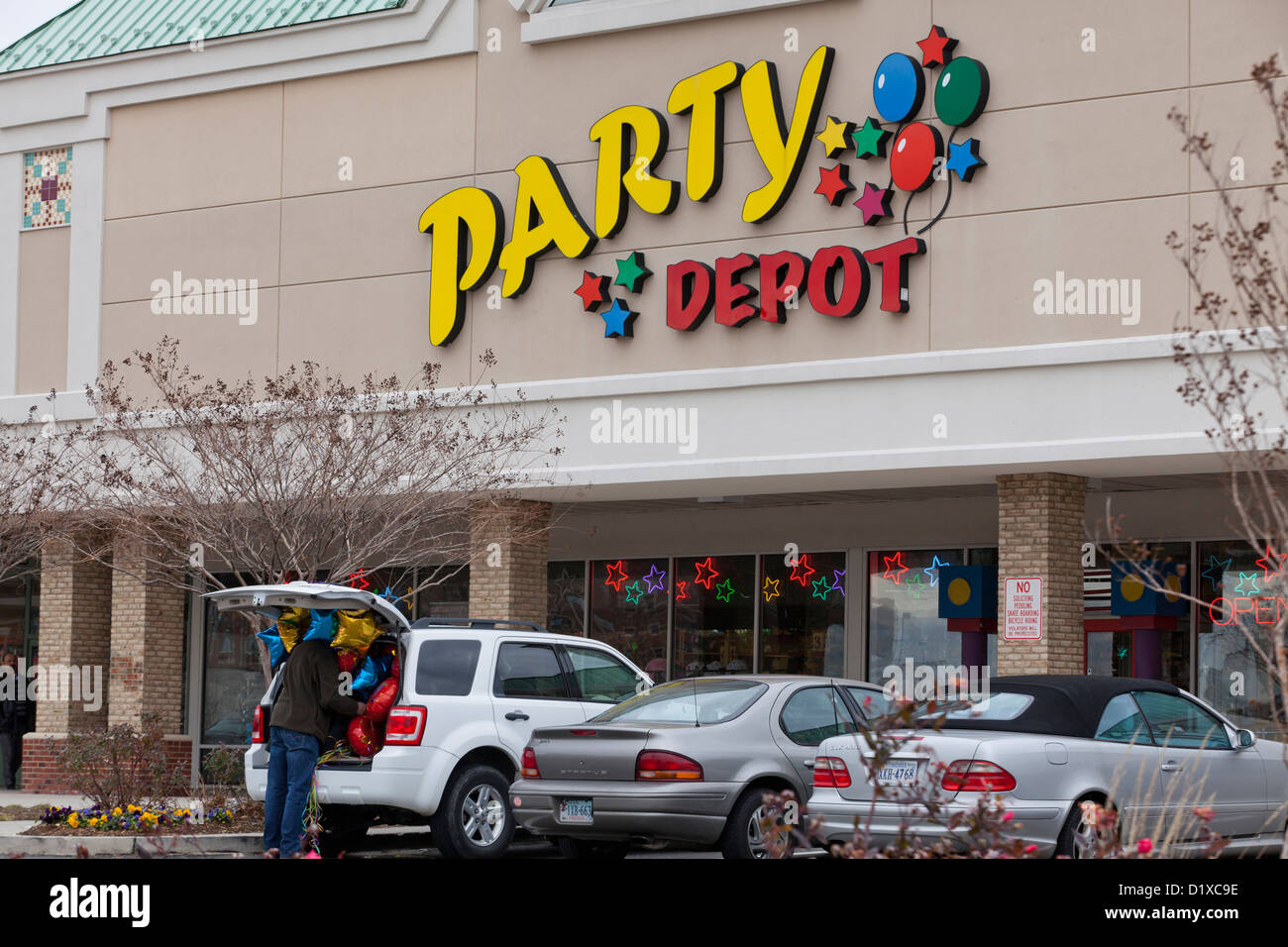 Party Depot storefront Stock Photo