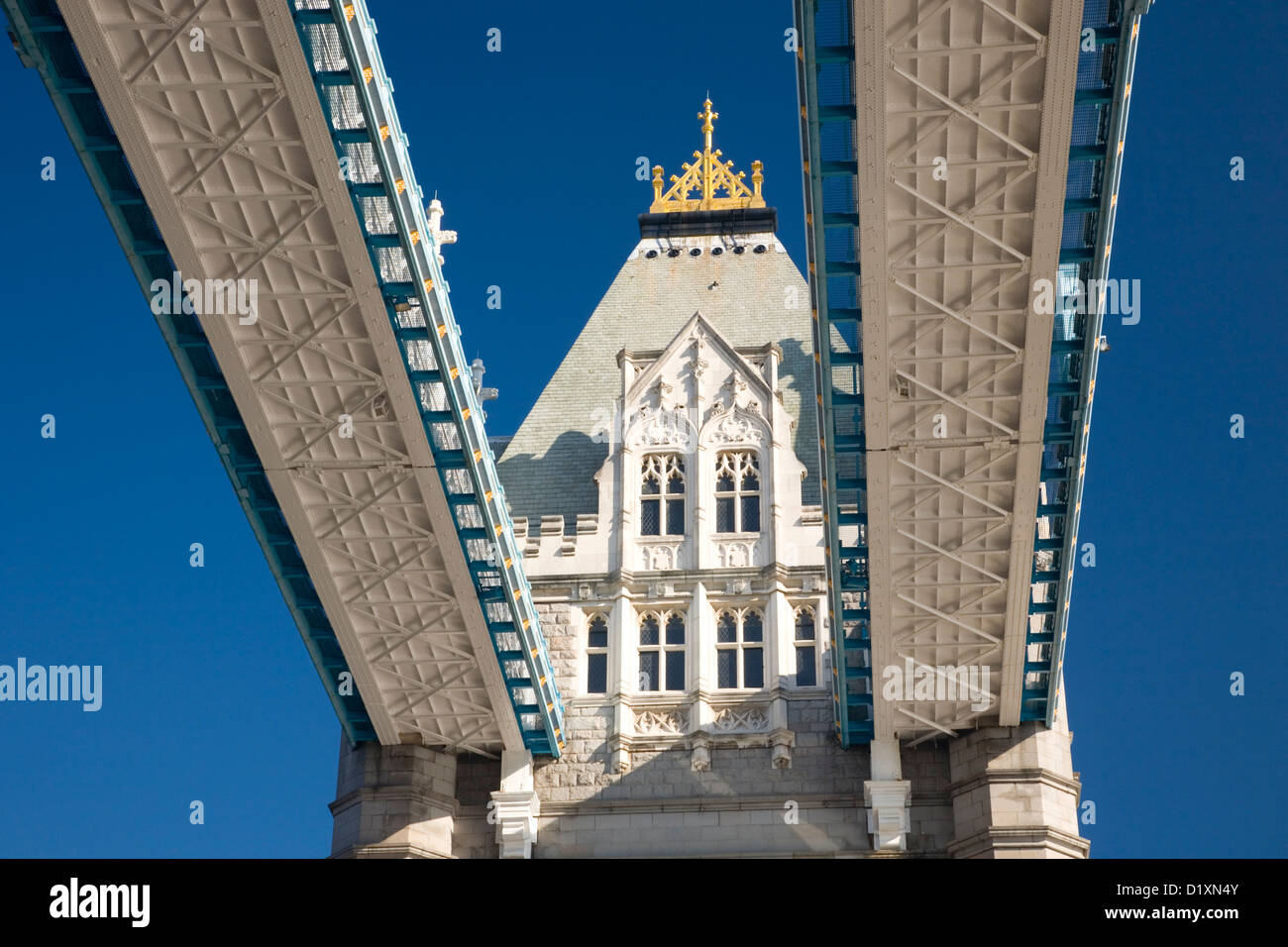 London, Greater London, England. Elevated view of the upper walkways of Tower Bridge. Stock Photo