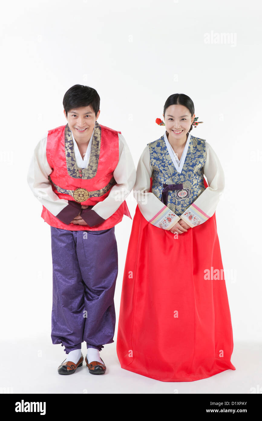 Korean traditional bowing hi-res stock photography and images - Alamy