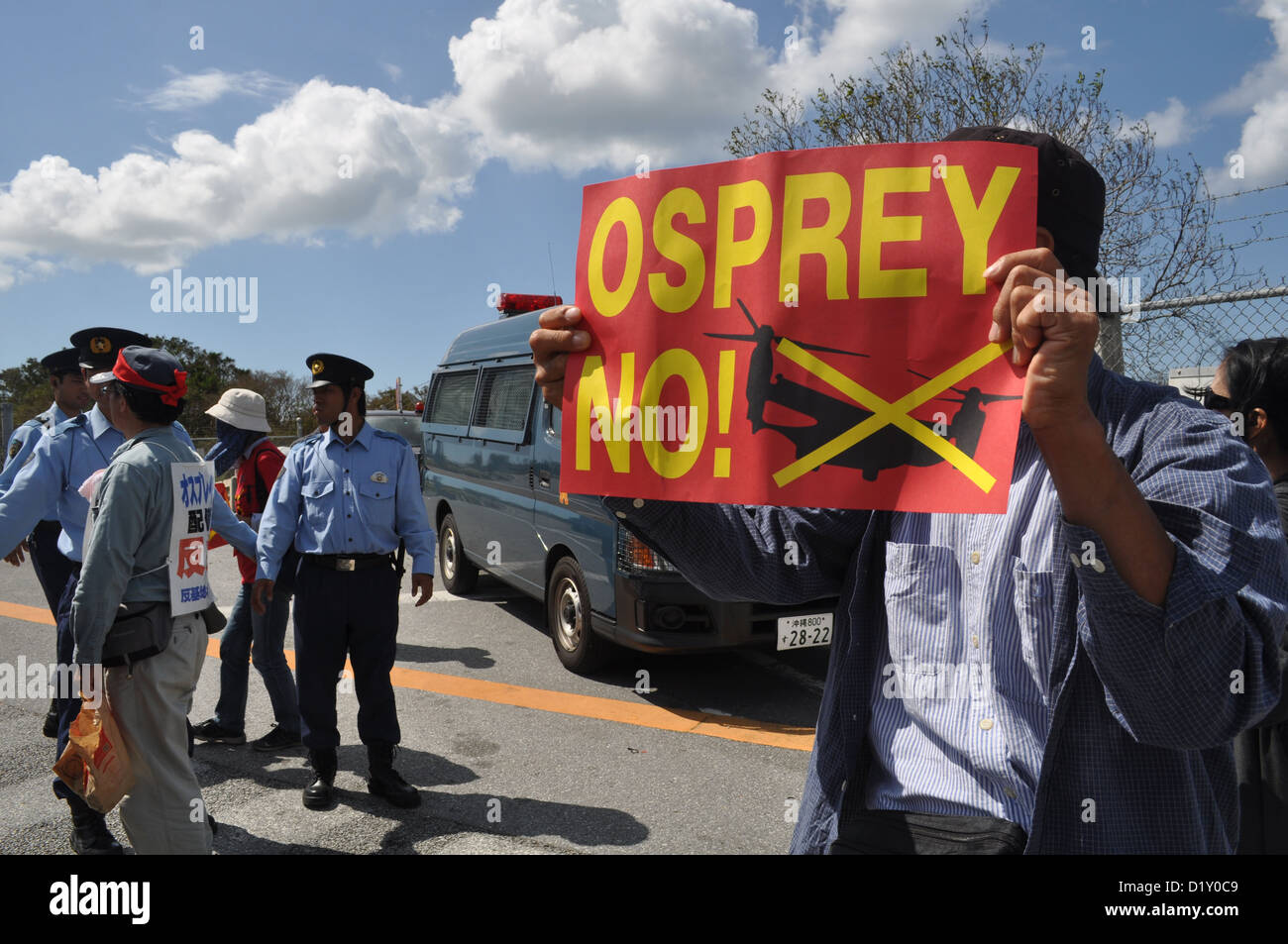 Ginowan (Okinawa, Japan): protest against the American military ...