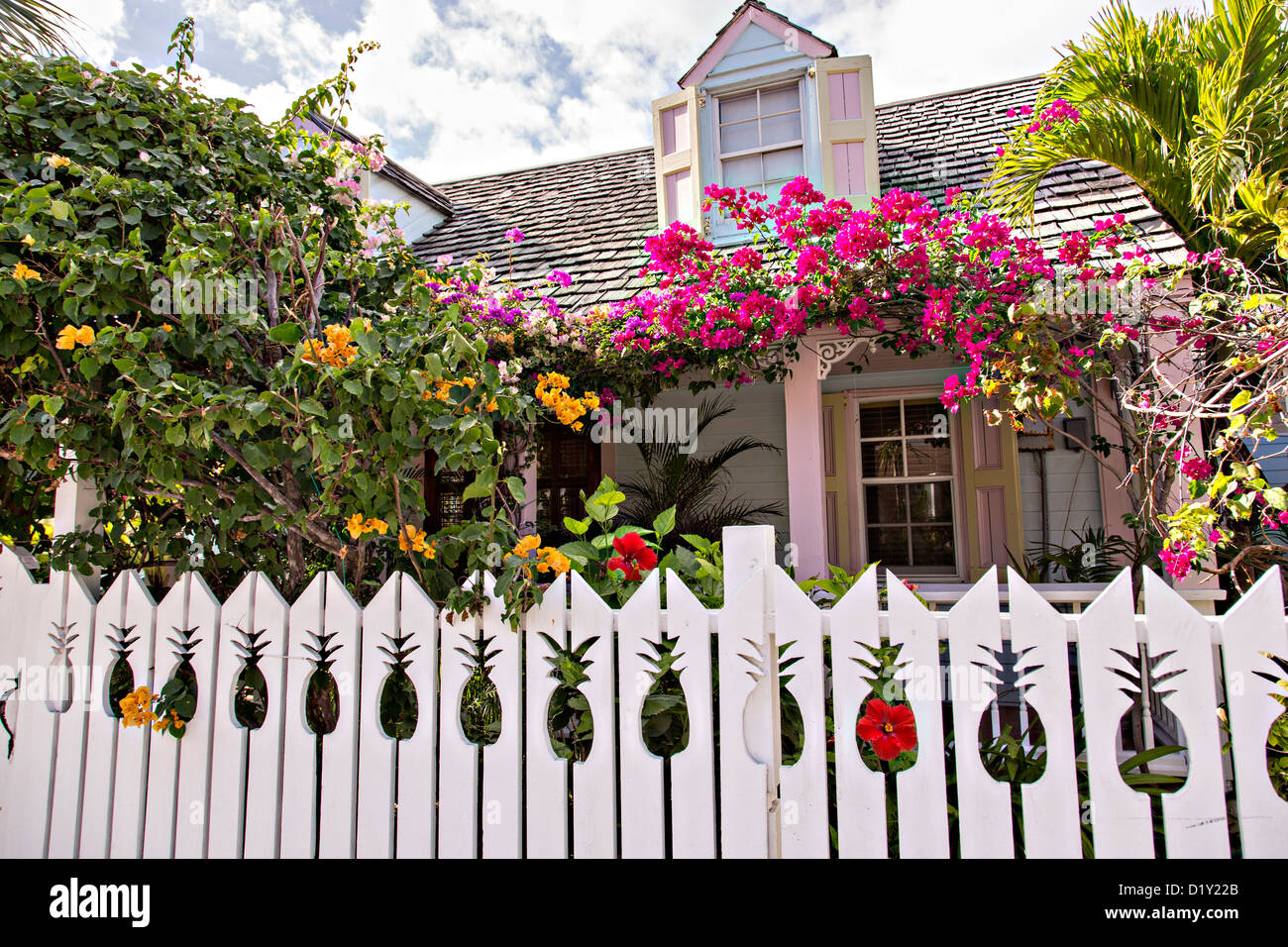 Old clapboard house in Dunmore Town, Harbour Island, The Bahamas Stock Photo Alamy