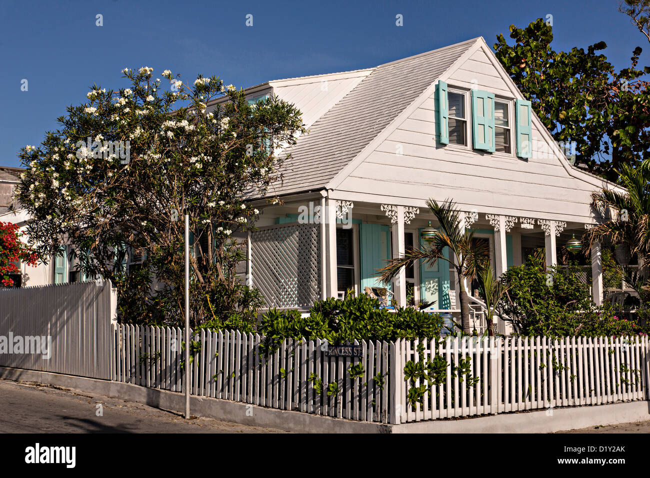 Bahamas clapboard cottages hires stock photography and images Alamy
