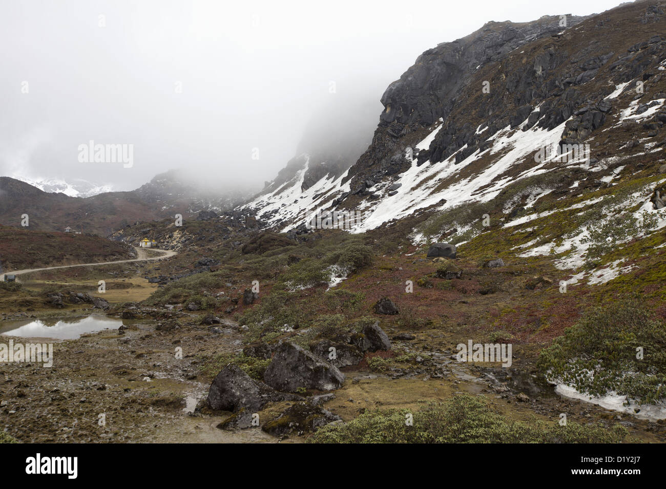 landscape-and-clouds-tawang-to-madhuri-lake-arunachal-pradesh-india