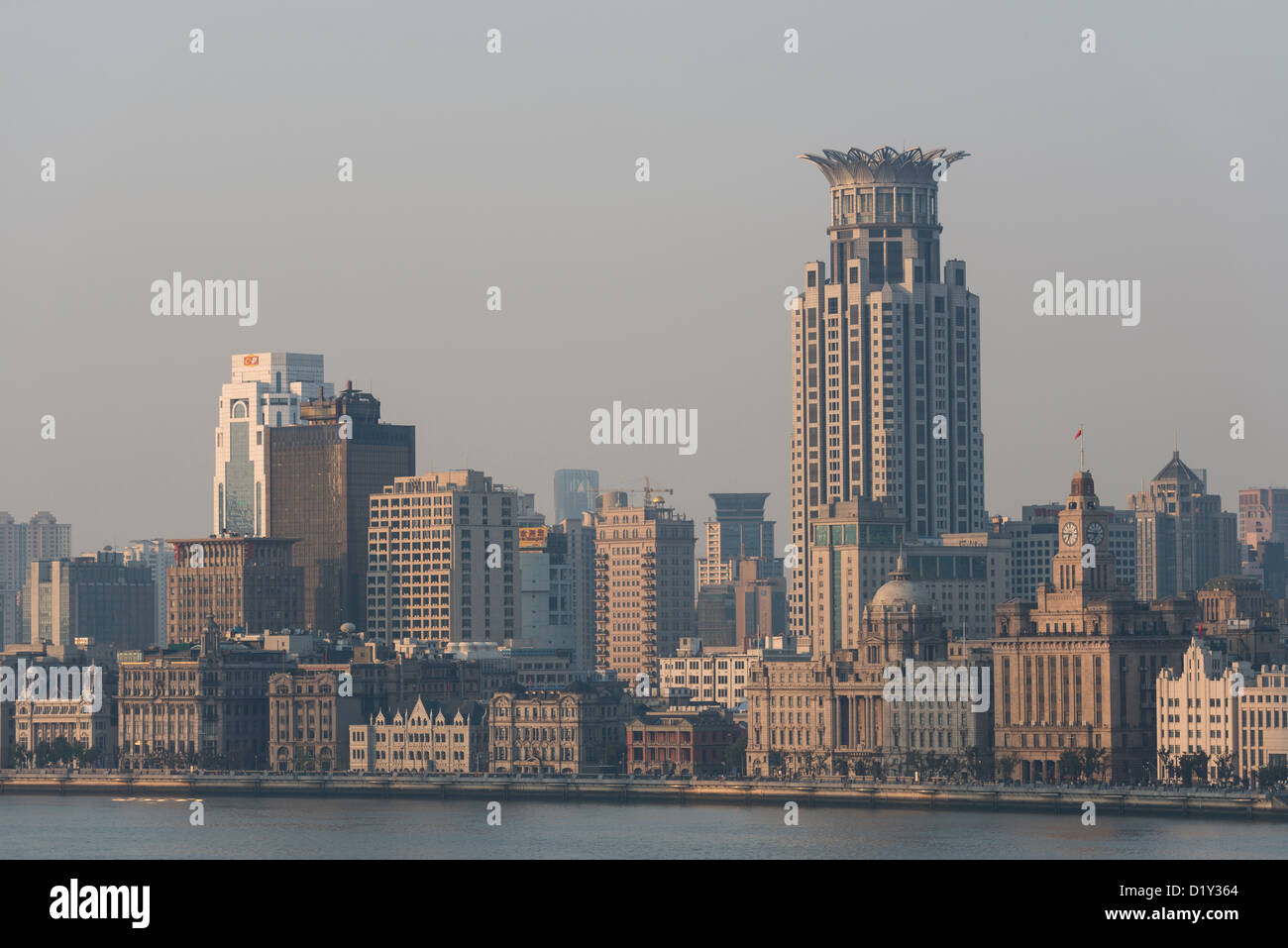 The Bund Skyline, Historical HSBC Building, Customs House and Bund