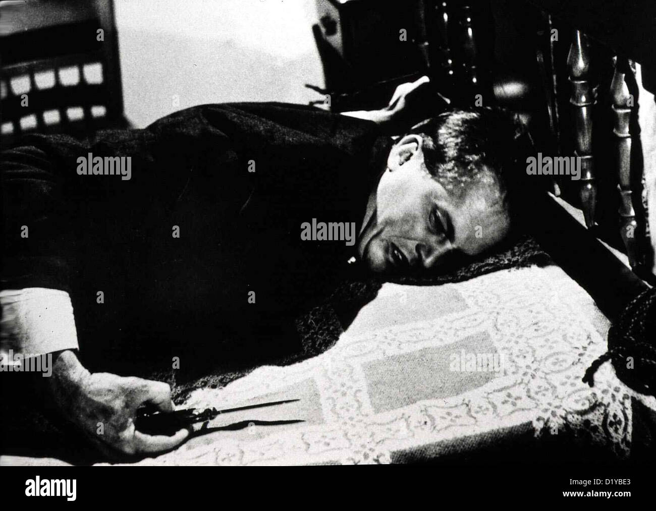 Rattennest Kiss Me Deadly Ralph Meeker Mike Hammers (Ralph Meeker ...