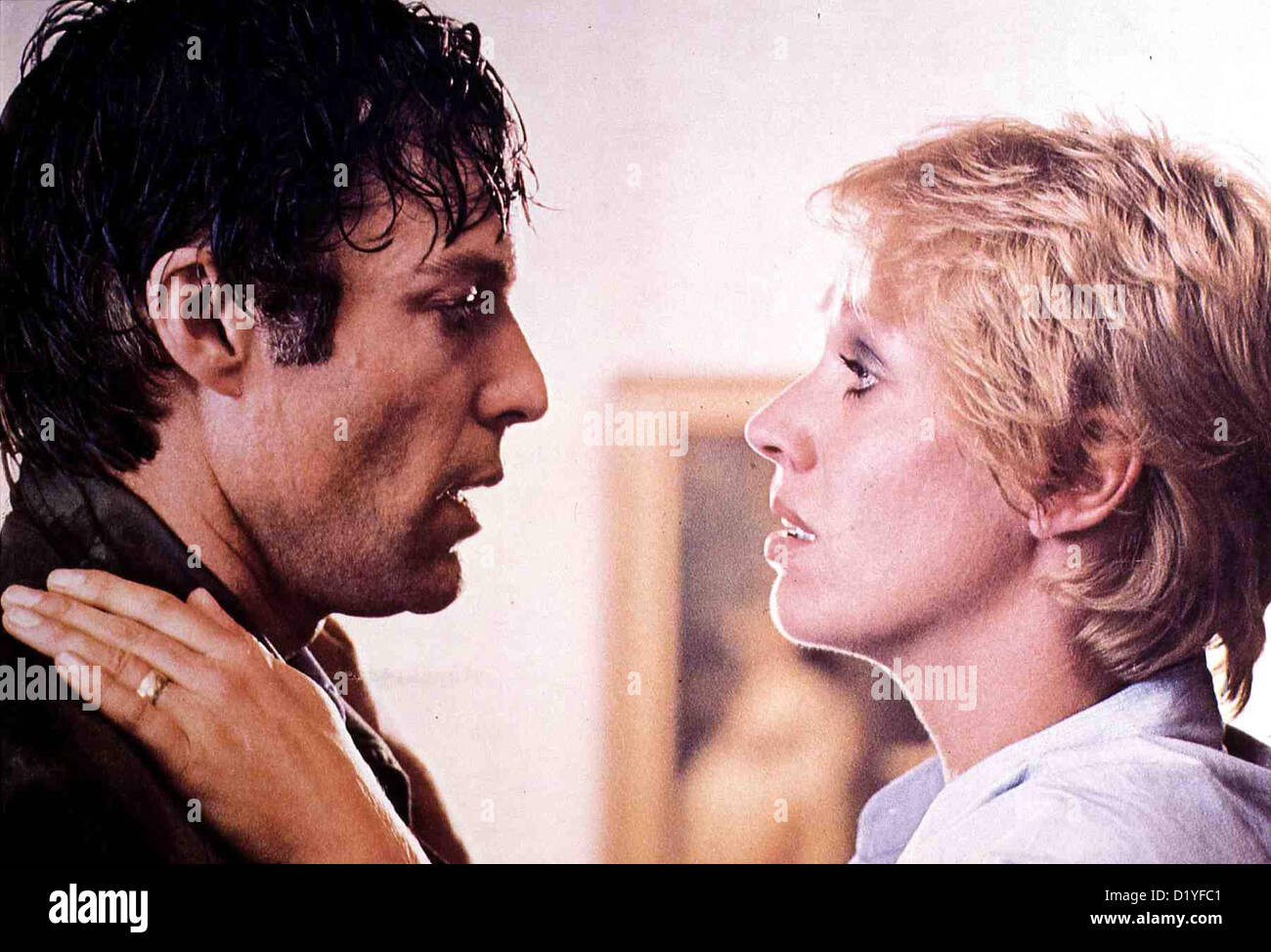 Die Letzte Flut  Last Wave,  Richard Chamberlain, Olivie Hamnett David Burton (Richard Chamberlain), ein junger erfolgreicher Stock Photo