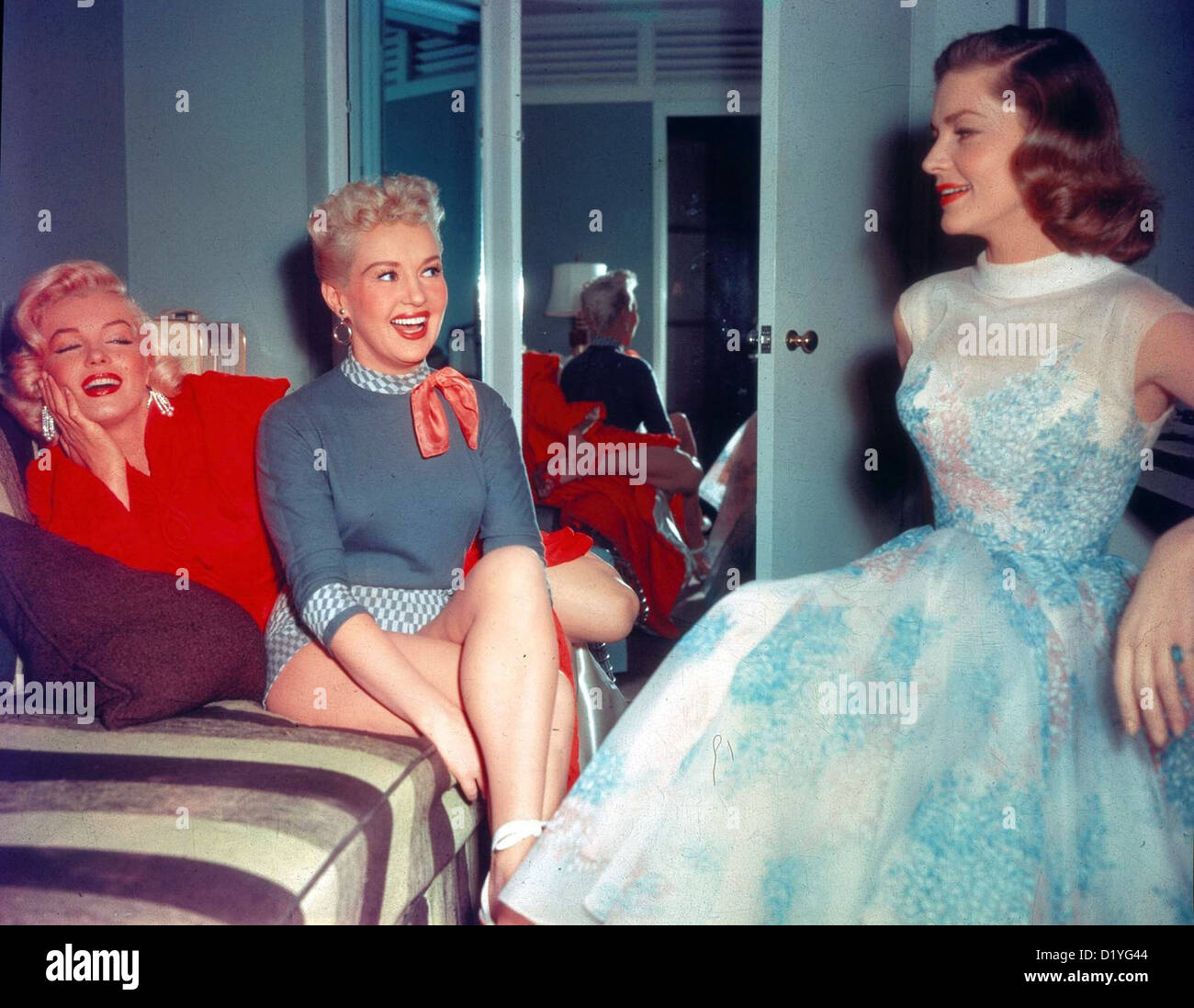 HOW TO MARRY A MILLIONAIRE 1953 20th Century Fox film with from left: Marilyn Monroe, Betty Hutton, Lauren Bacall Stock Photo