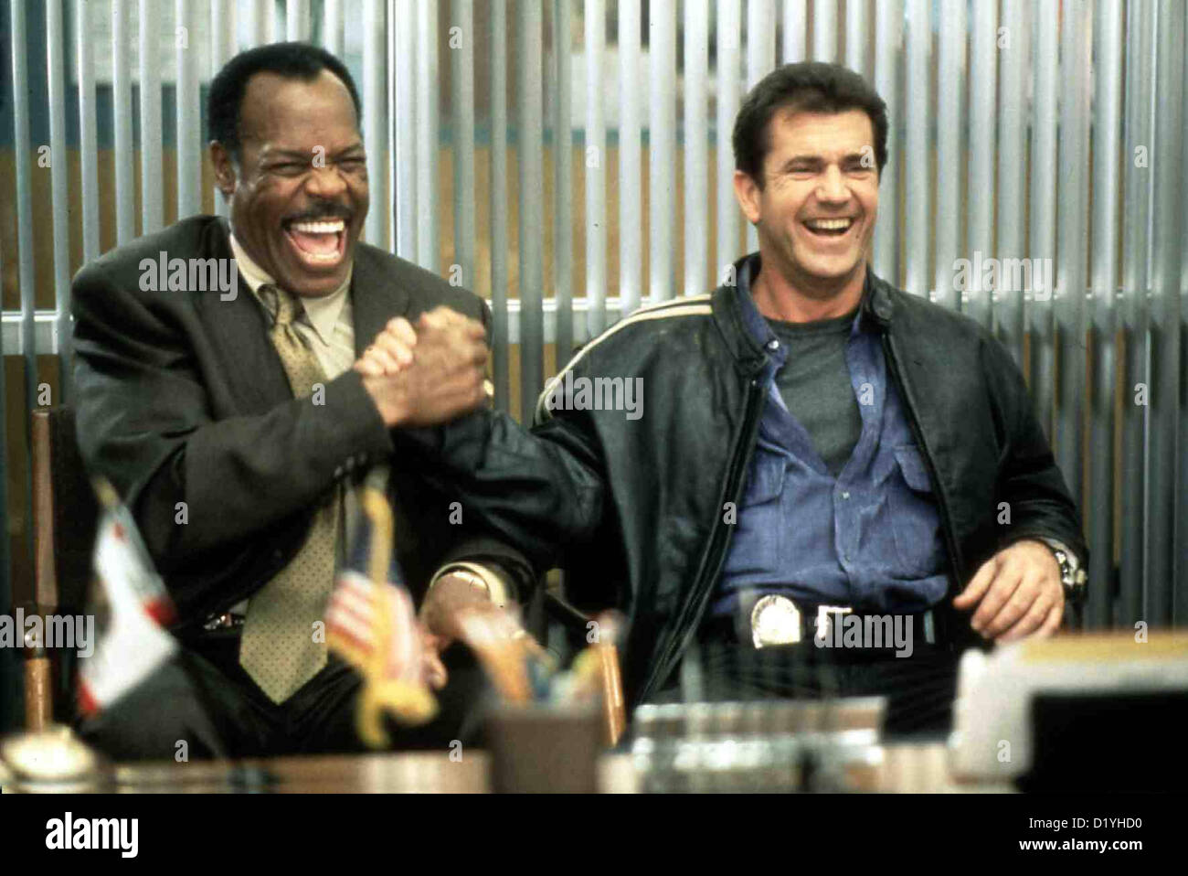 Lethal weapon movie still hi-res stock photography and images - Alamy