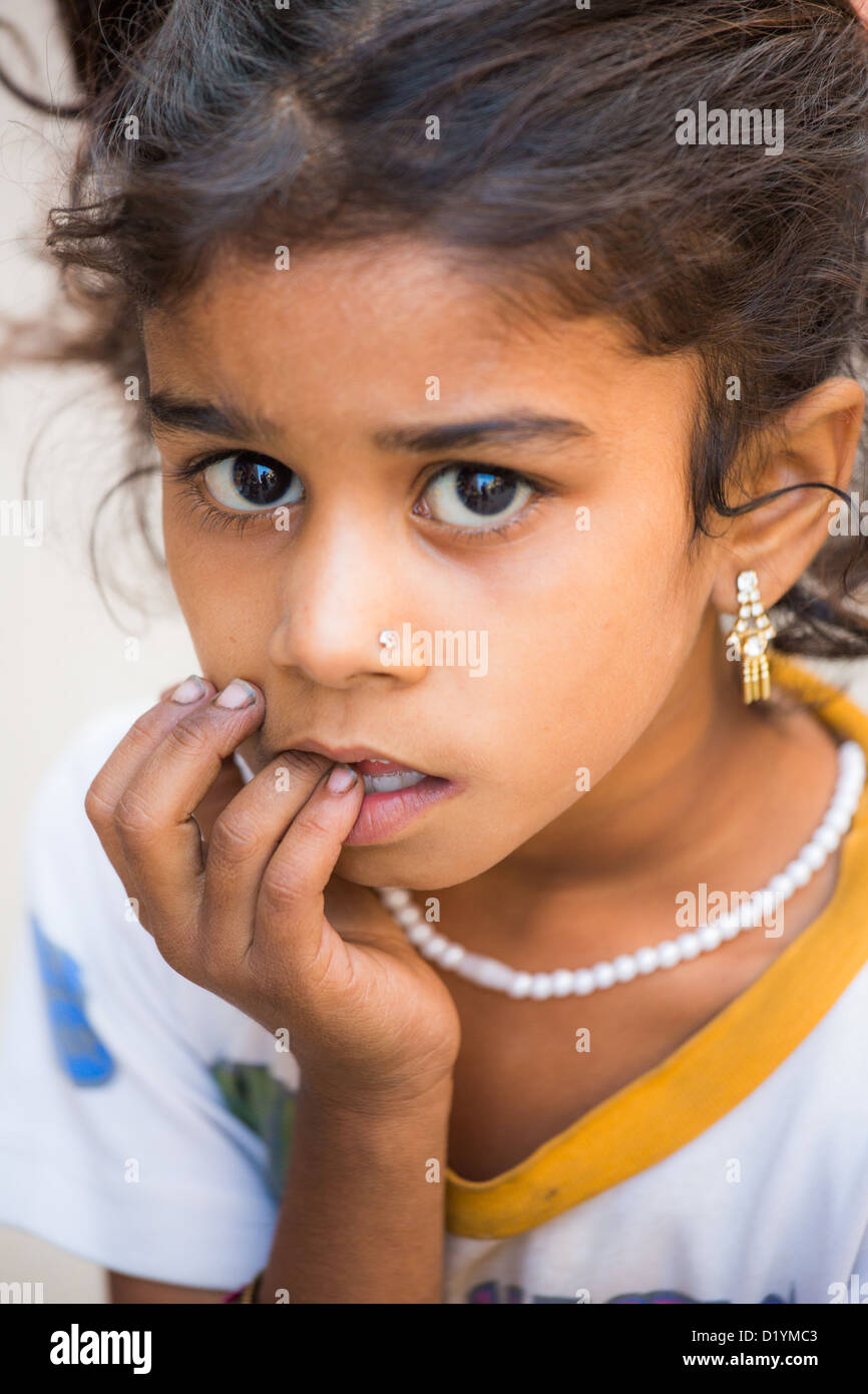 Homeless young indian girl in hi-res stock photography and images - Alamy
