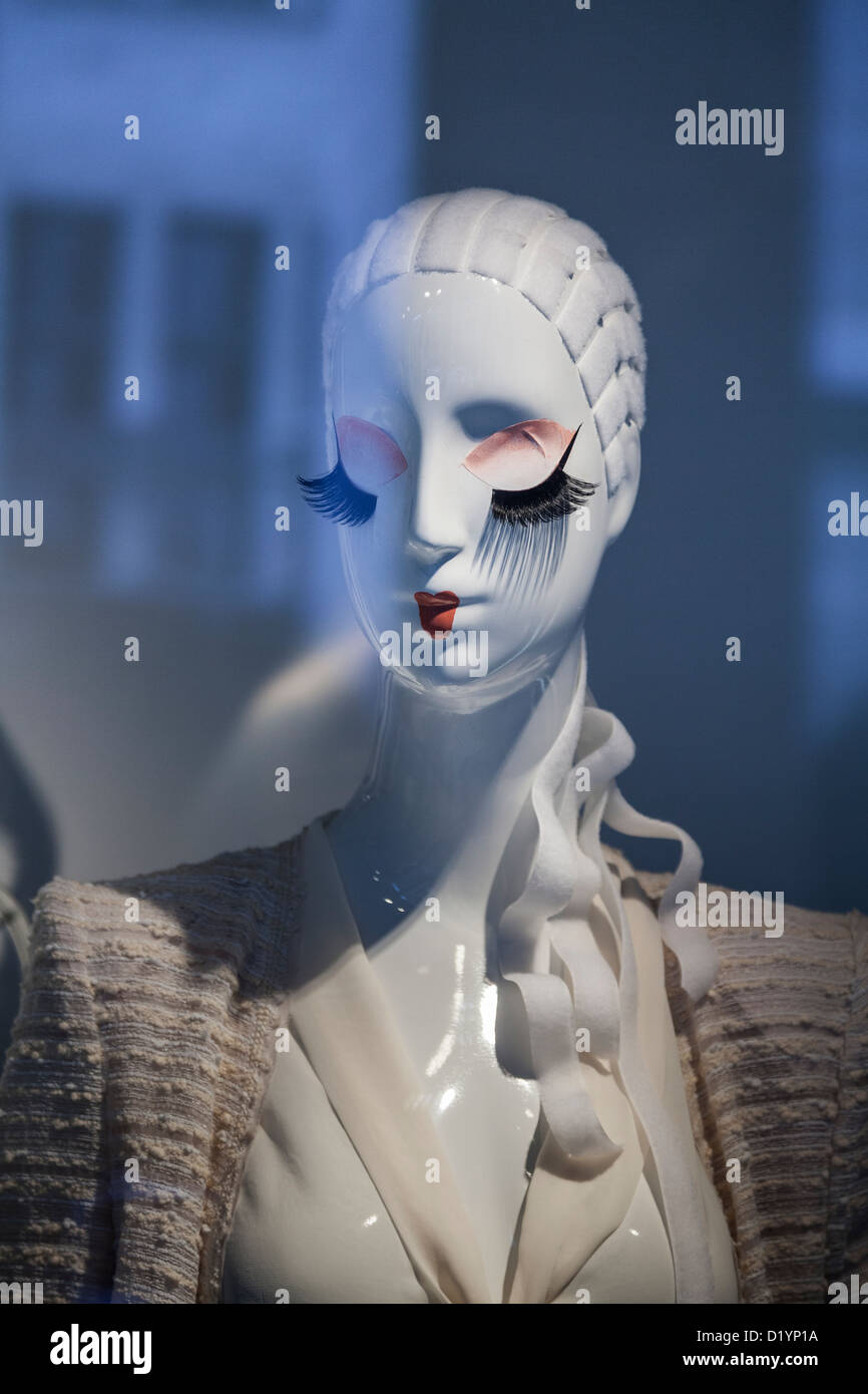 Female mannequin face closed hi-res stock photography and images - Alamy