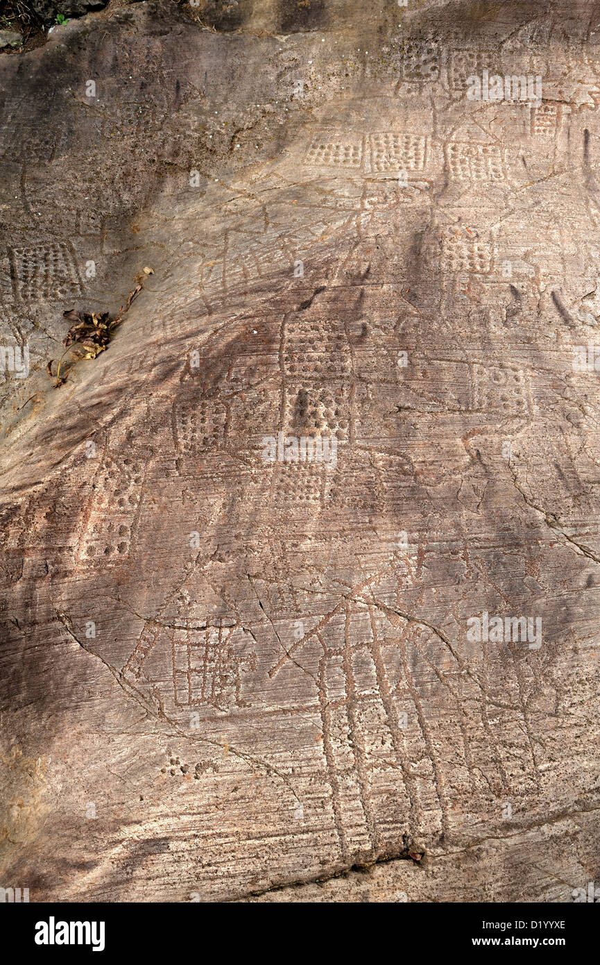 Slab with map and houses, Etruscan rock drawing, Bedolina, Val Camonica, UNESCO World Heritage Site Val Camonica, Lombardy, Ital Stock Photo