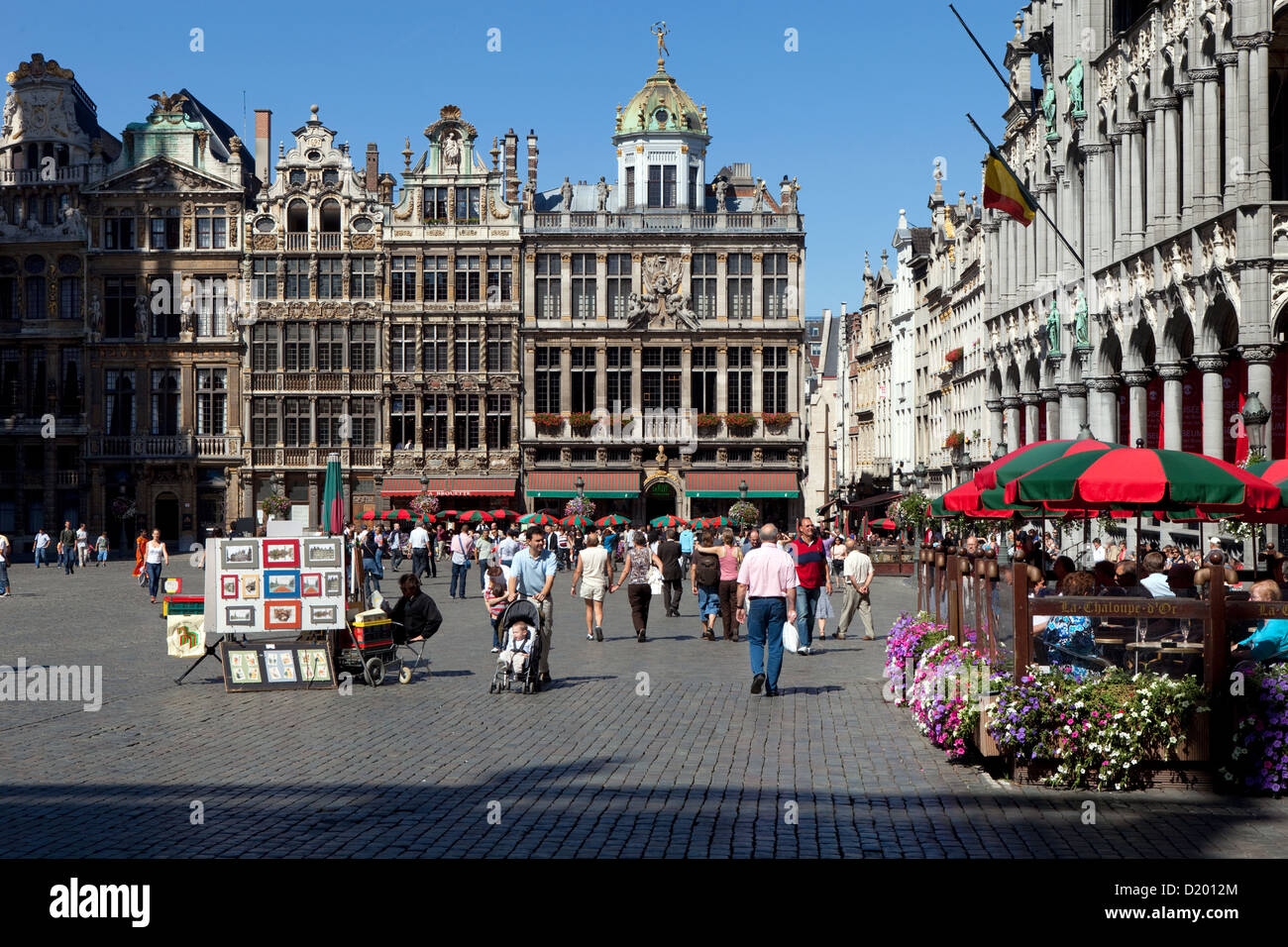Brussels, Belgium, the Grand Place is the central square in the Belgian  capital Brussels Stock Photo - Alamy