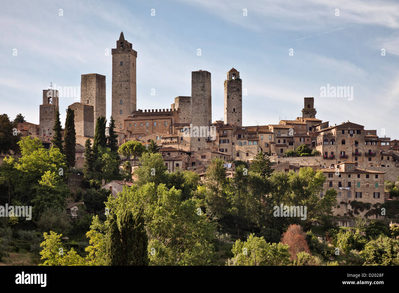 Small walled medieval hill town, San Gimignano, Province of Siena, Tuscany, Italy Stock Photo