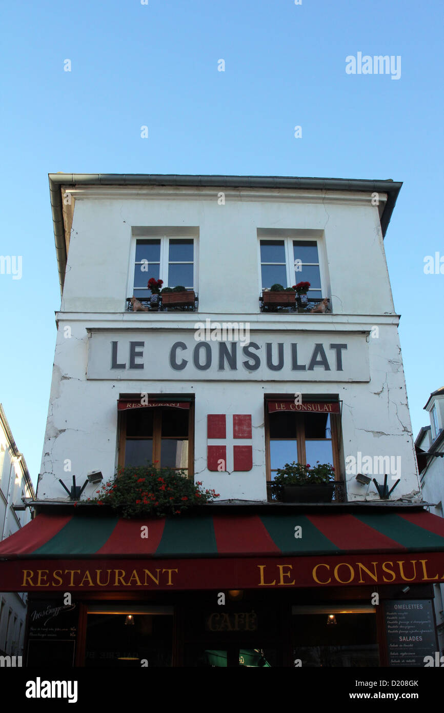 Typical Parisian cafe in Montmartre Stock Photo