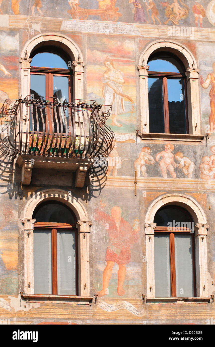 Italy, Trentino Alto Adige, Trento, Duomo square, Casa Cazuffi-Rella Fresco by Marcello Fogolino Stock Photo