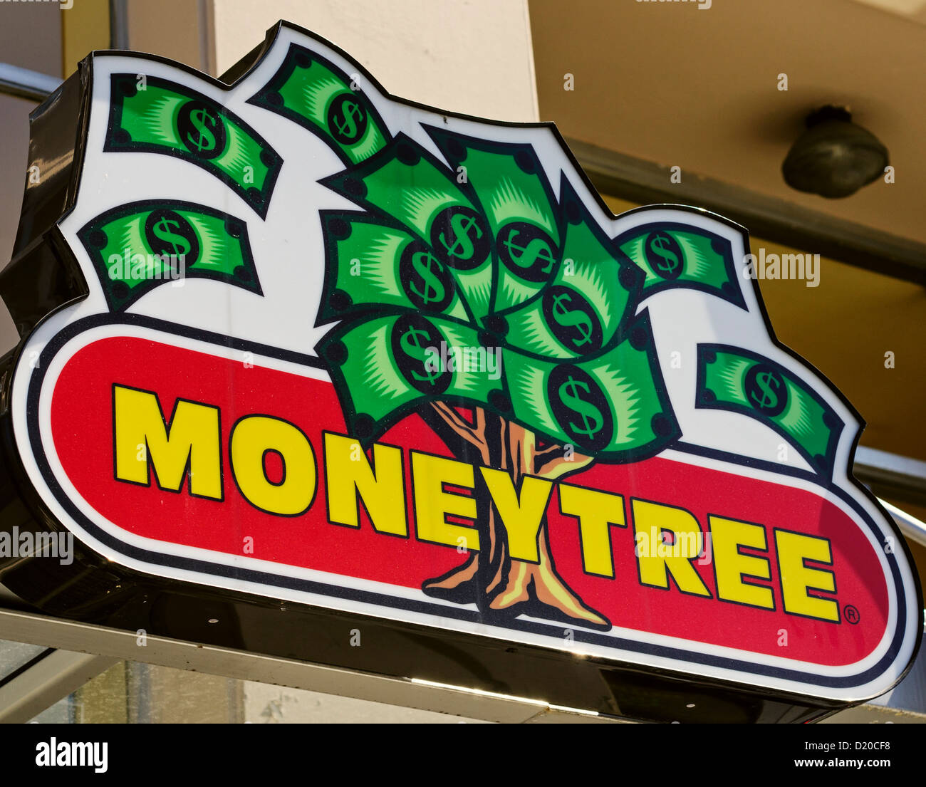 A Sign For Moneytree A Payday Loan And Check Cashing Service Stock Photo Alamy