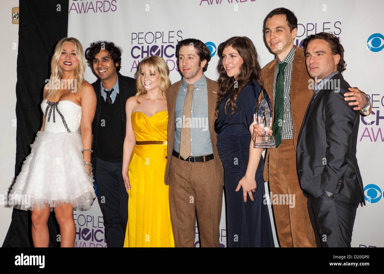 The big bang theory cast hi-res stock photography and images - Alamy