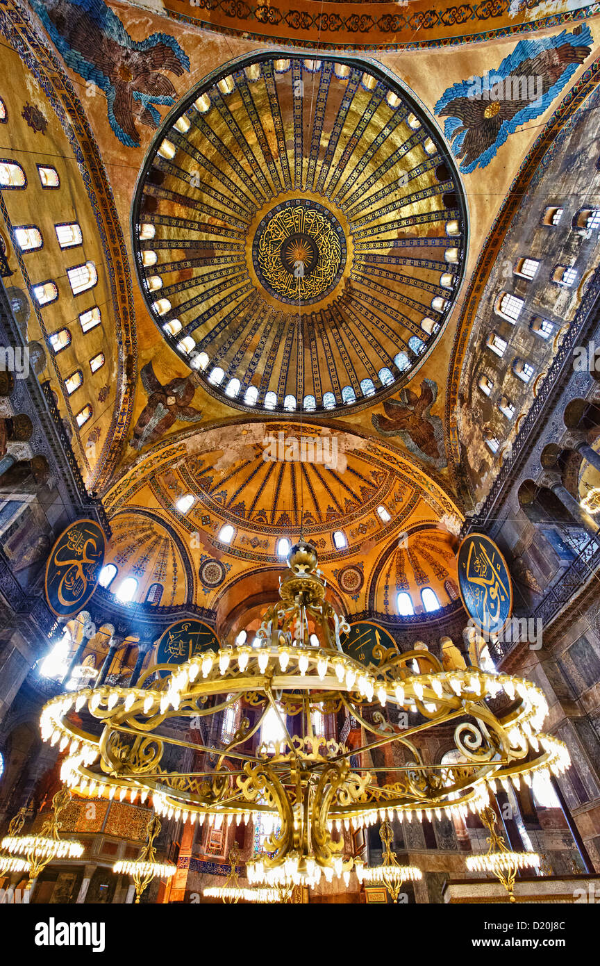 The Islamic decoration on the domes of the interior of Hagia Sophia ( Ayasofya ) , Istanbul, Turkey Stock Photo