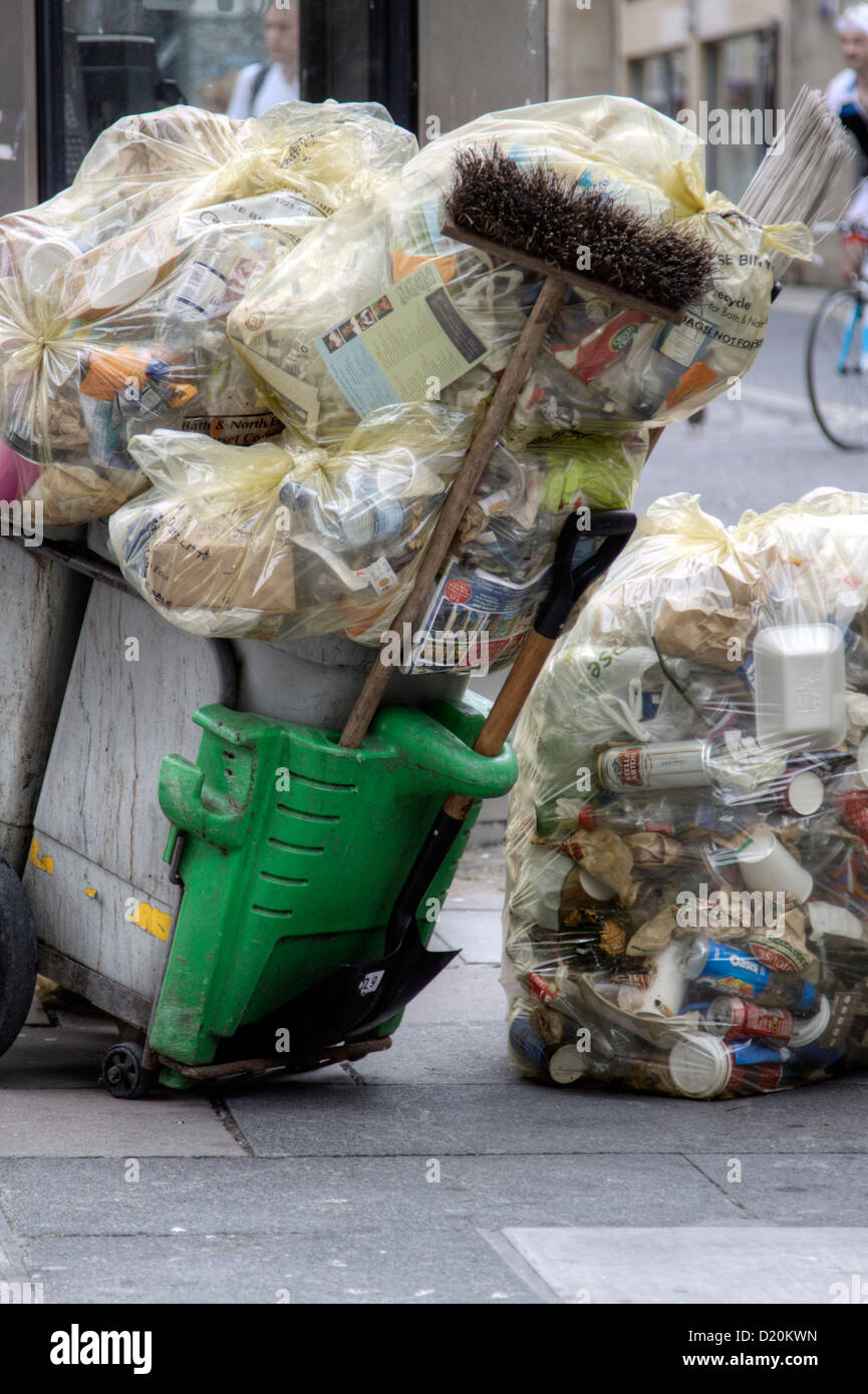 Refuse collector hires stock photography and images Alamy