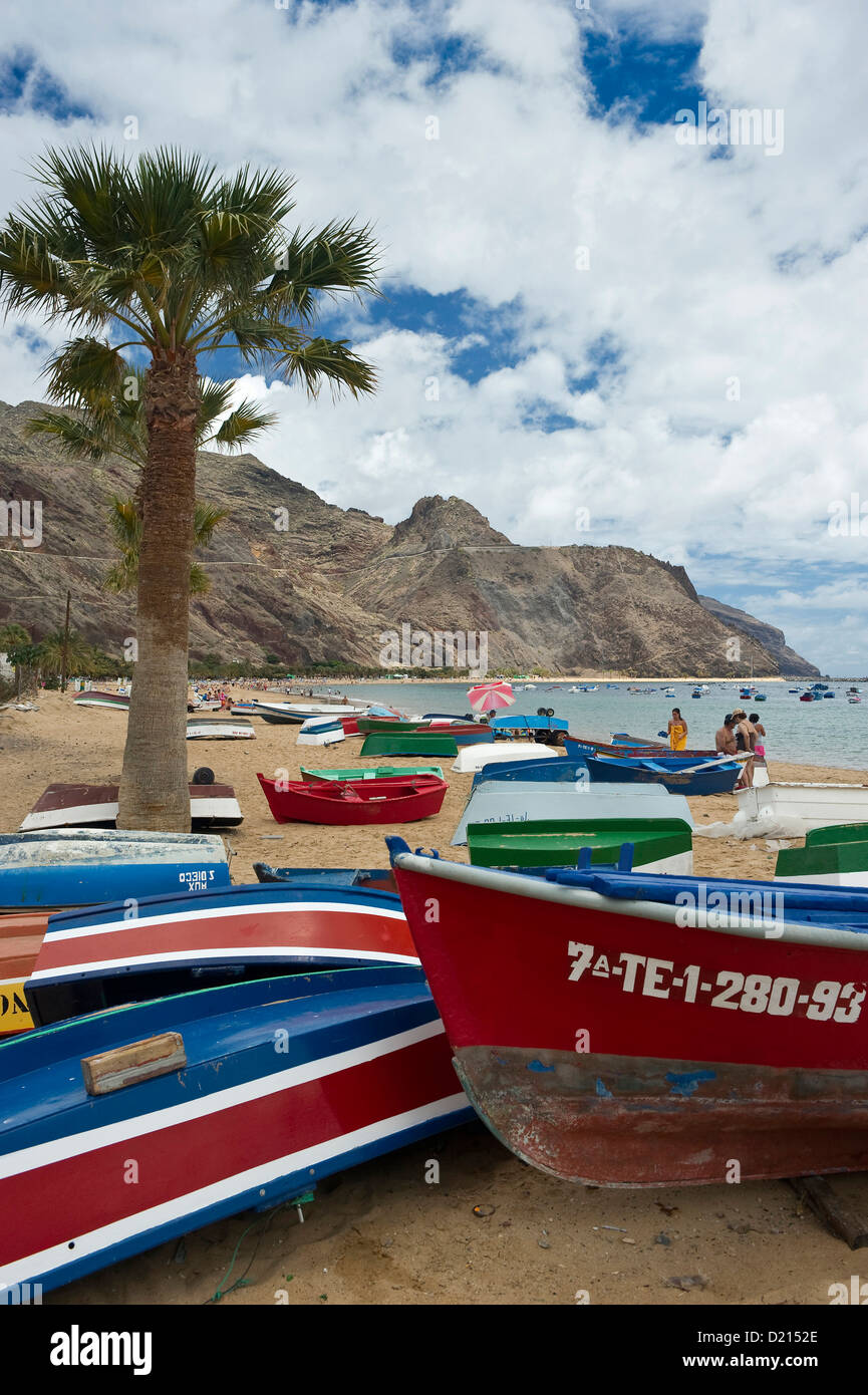 Boats on the beach, Playa de las Teresitas, San Andres, Santa Cruz de Tenerife, Tenerife, Canary Boats on the beach, Playa de las Teresitas, San Andres, Santa Cruz de Tenerife, Tenerife, Canary