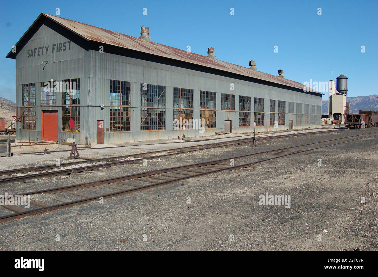 mcgill,nevada,usa,train and station lokomotive Stock Photo Alamy