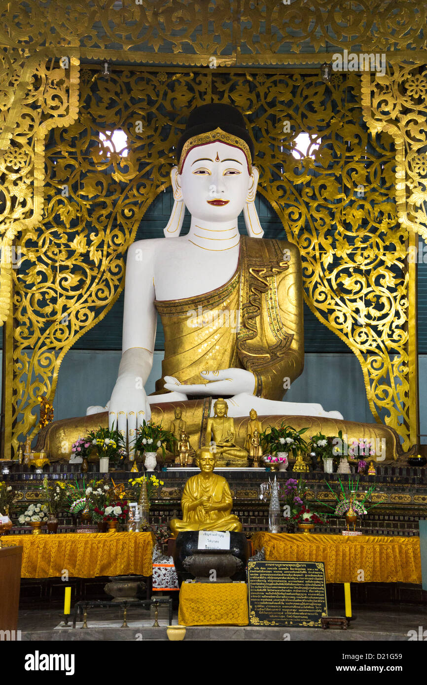 Buddha statue inside Wat Chong Kham in Mae Hong Son, north Thailand (Burmese inspired buddhist temple) Stock Photo