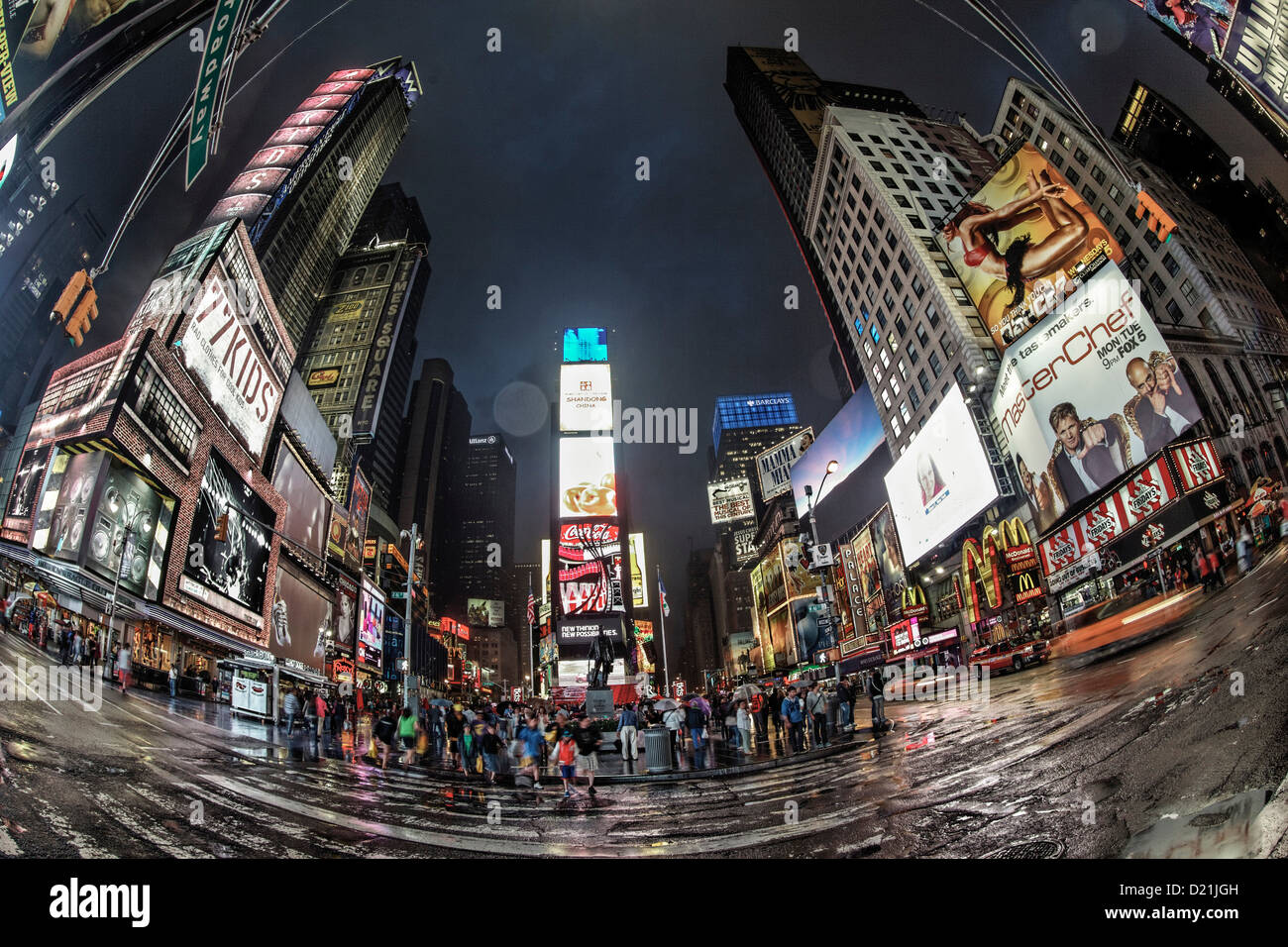 Rainy day in New York City editorial stock image. Image of avenue -  231946664