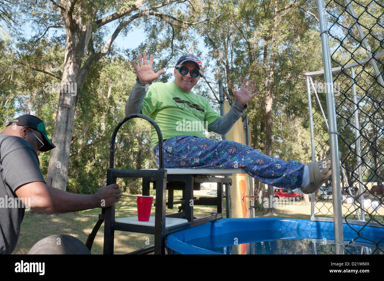 Dunk tank hi-res stock photography and images - Alamy