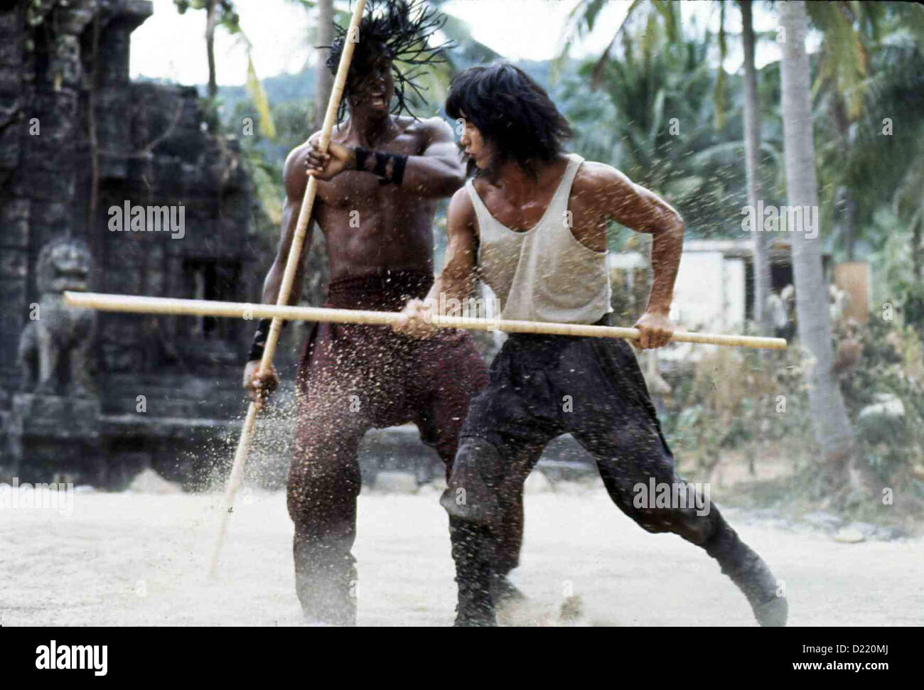Mortal Kombat   Mortal Kombat   Robin Shou Liu Kang (Robin Shou,r) *** Local Caption *** 1995  New Line Cinema  clips 05/98 Stock Photo